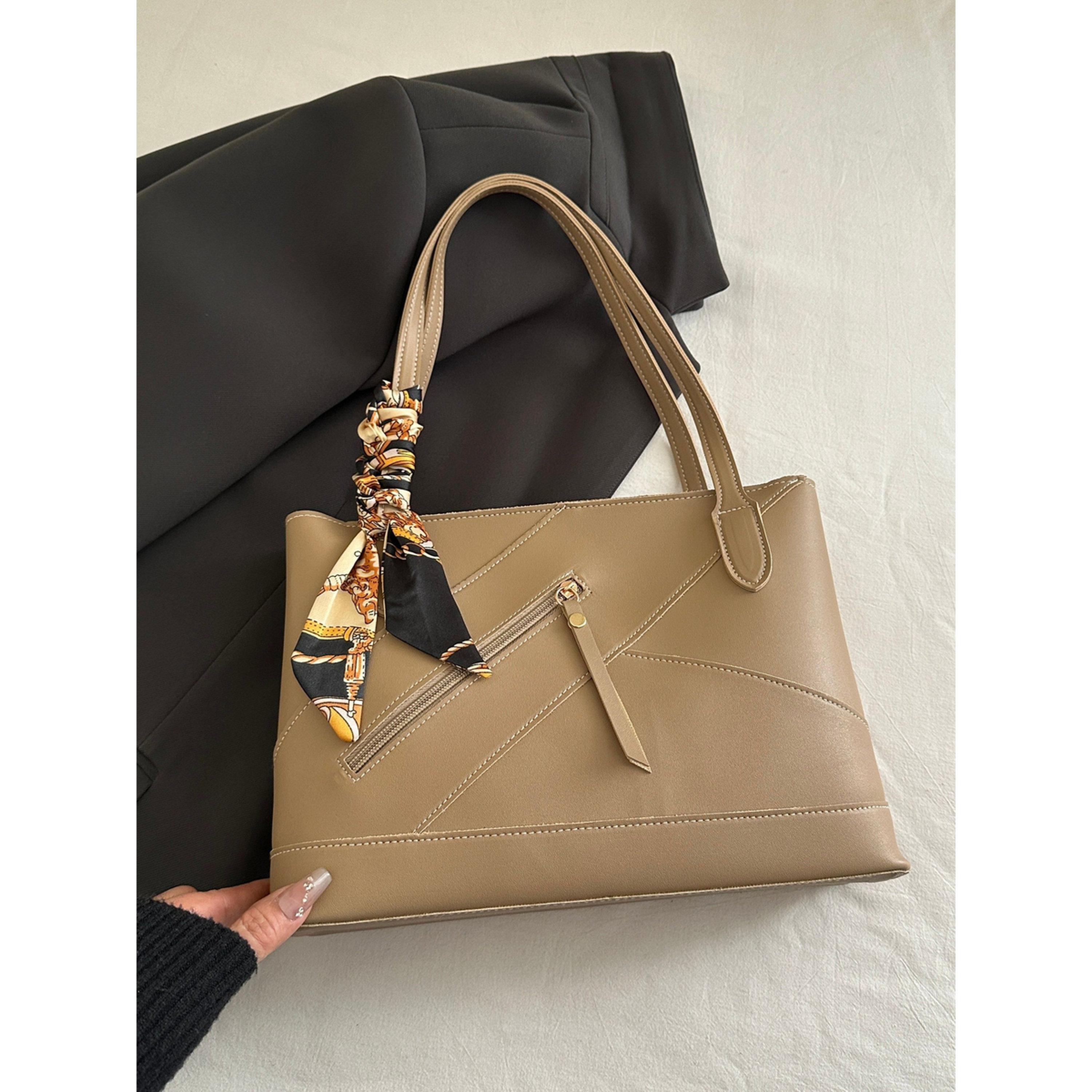 حقيبة كتف بتفاصيل وشاح-women-bagsandwallets-handbags-image-3