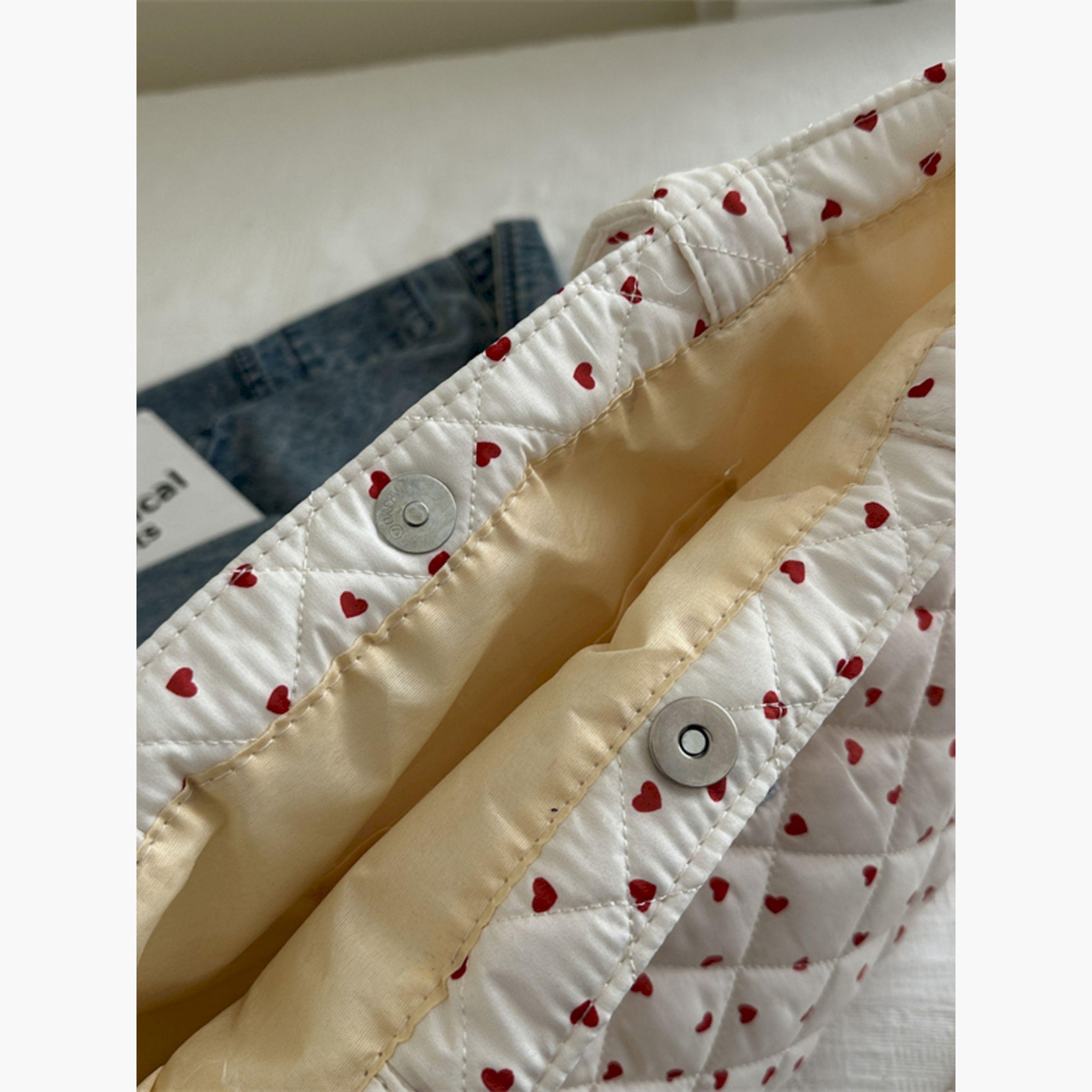 Take Two Heart Print Quilted Shoulder Bag-women-bagsandwallets-handbags-image-4