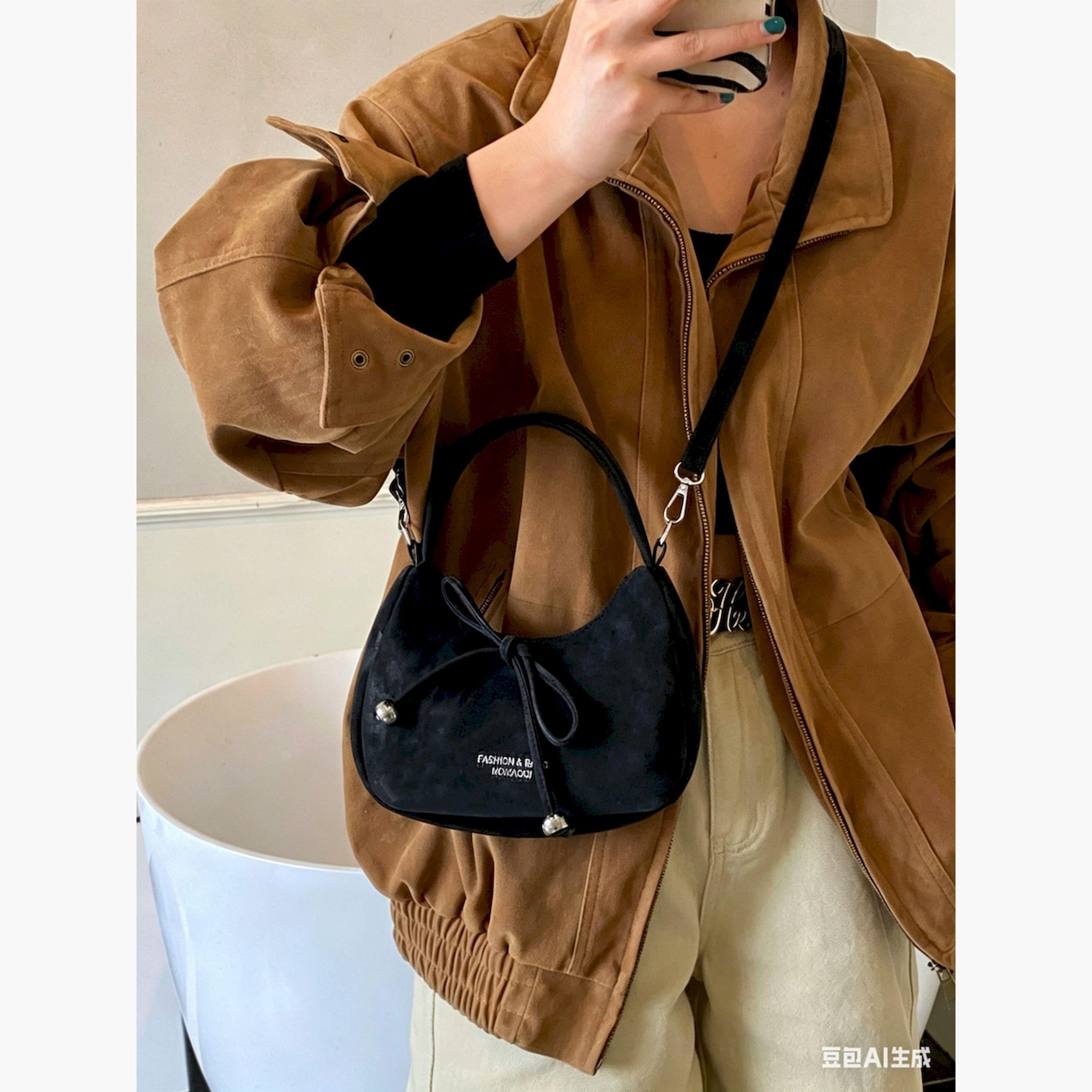 حقيبة كروس بتفاصيل فيونكة-women-bagsandwallets-handbags-image-5