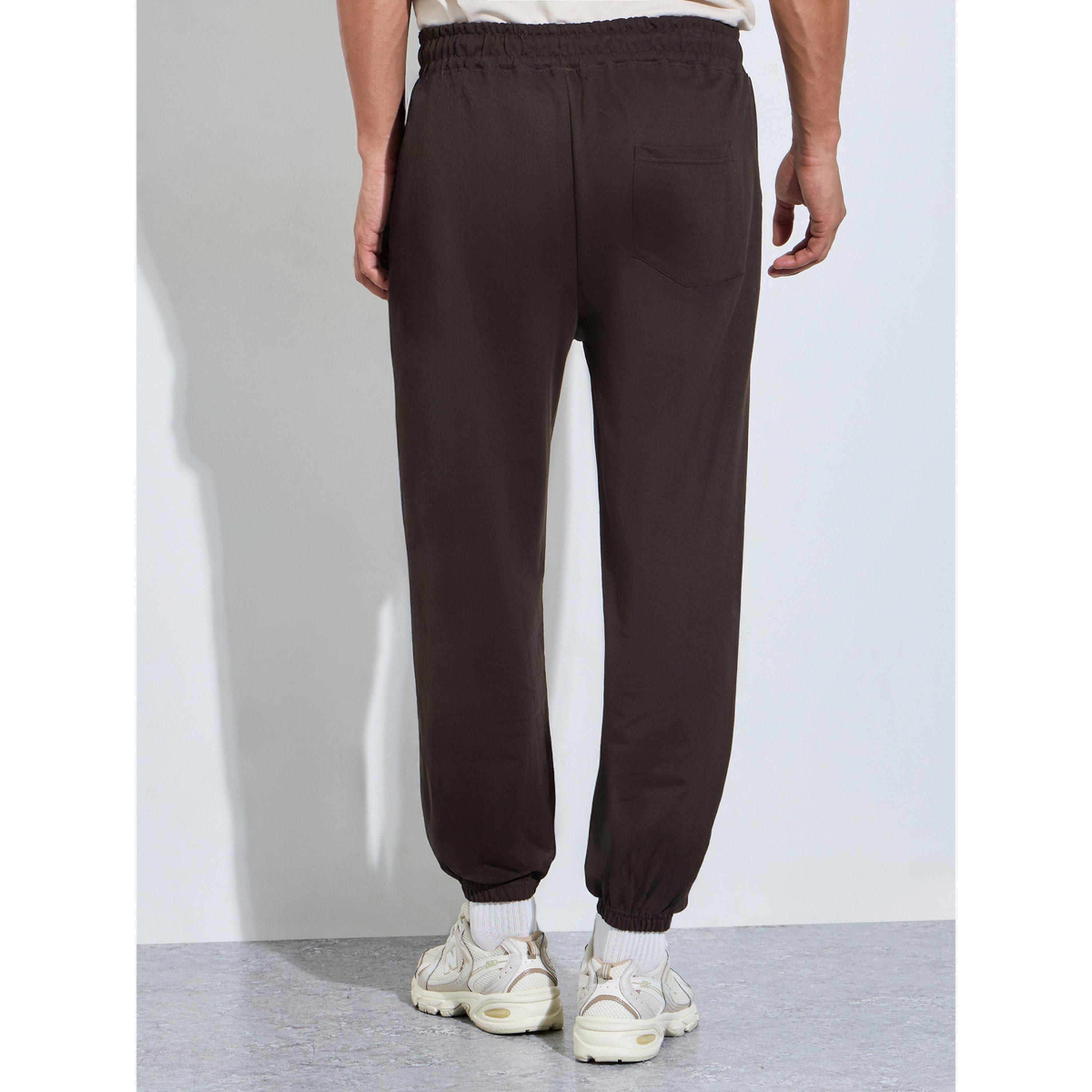 جوغر بطول كامل وجيب بتفاصيل مُطرّزة-men-clothing-joggers-image-5