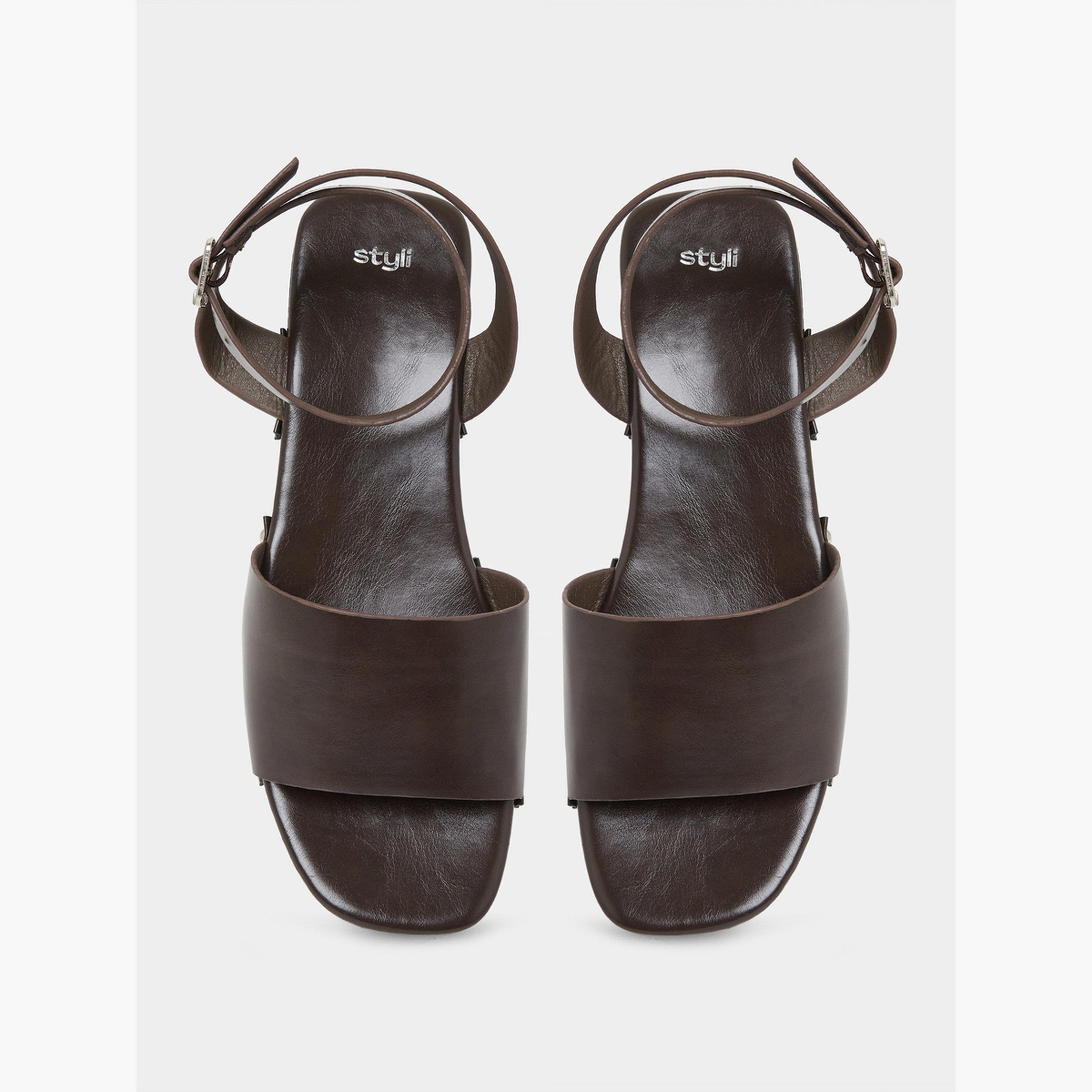 صندل بكعب سميك وشريط كاحل مزين بمسامير-women-shoes-sandals-heeled-image-4