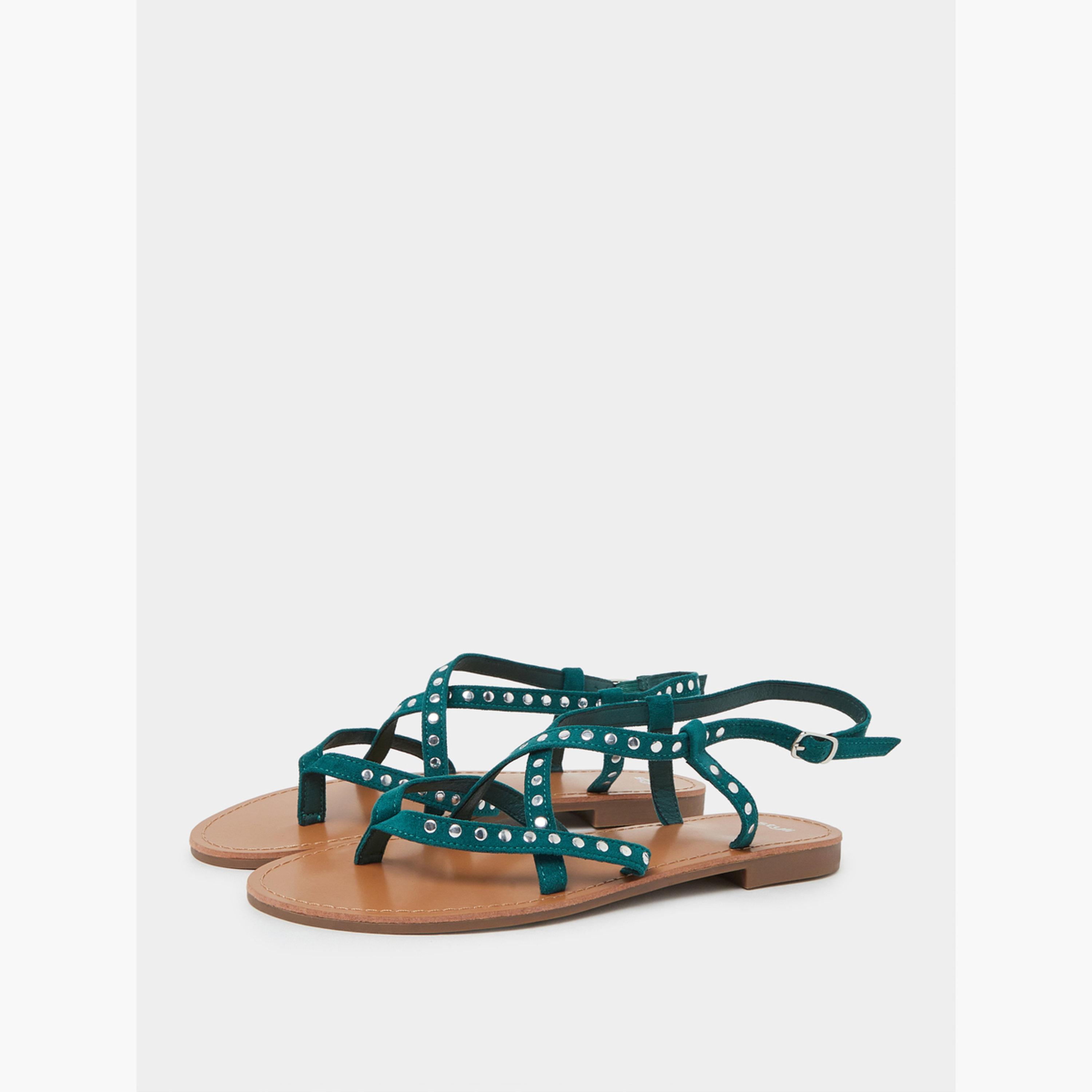 صندل فلات مزين بمسامير-women-shoes-sandals-flats-image-1