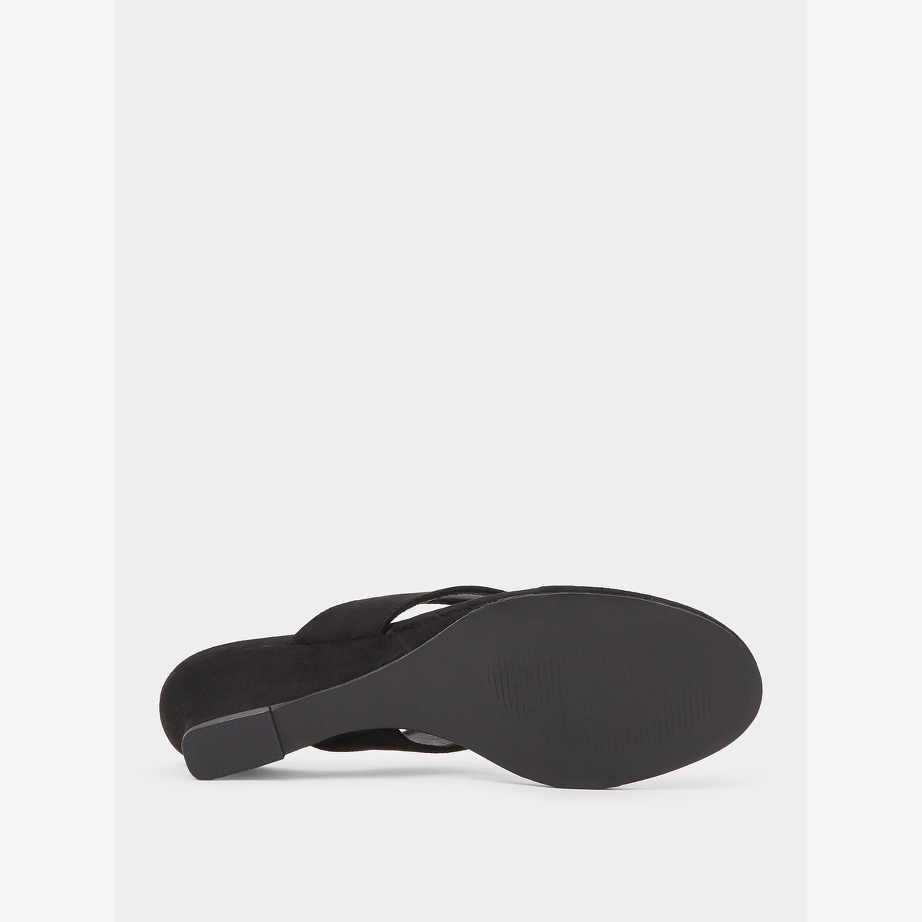 صندل بكعب بمظهر شمواه-women-shoes-sandals-heeled-image-6