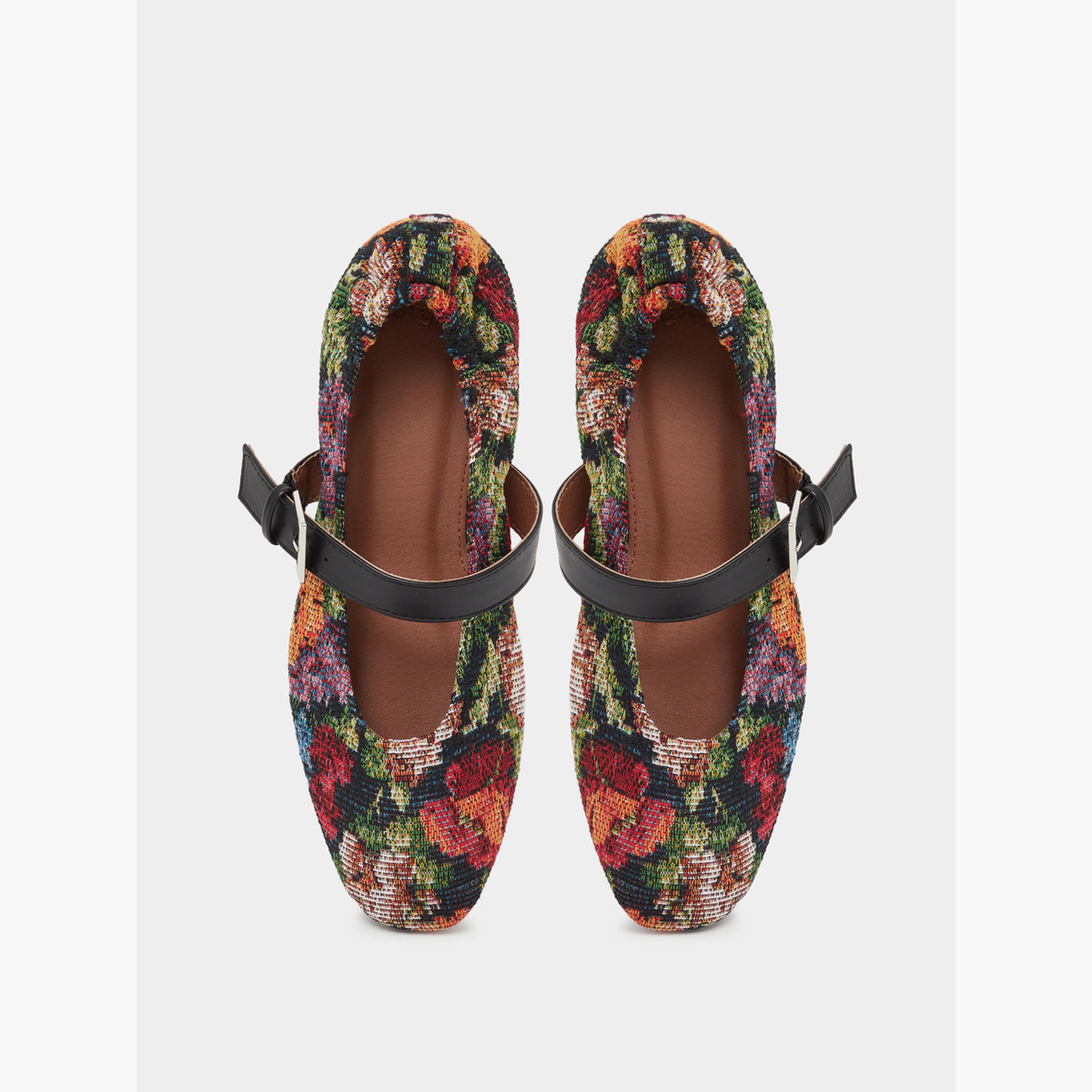 حذاء باليرينا بمقدمة مستديرة وطبعة-women-shoes-ballerinas-image-3