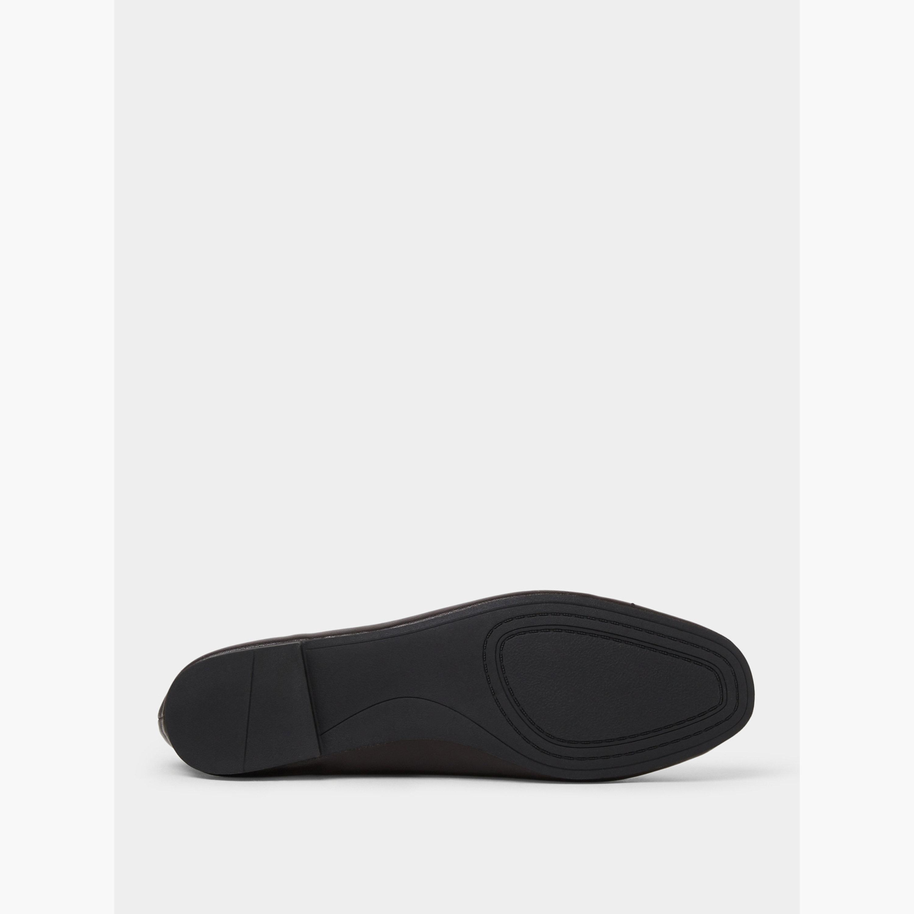 حذاء باليرينا بتفاصيل معدنية-women-shoes-ballerinas-image-6