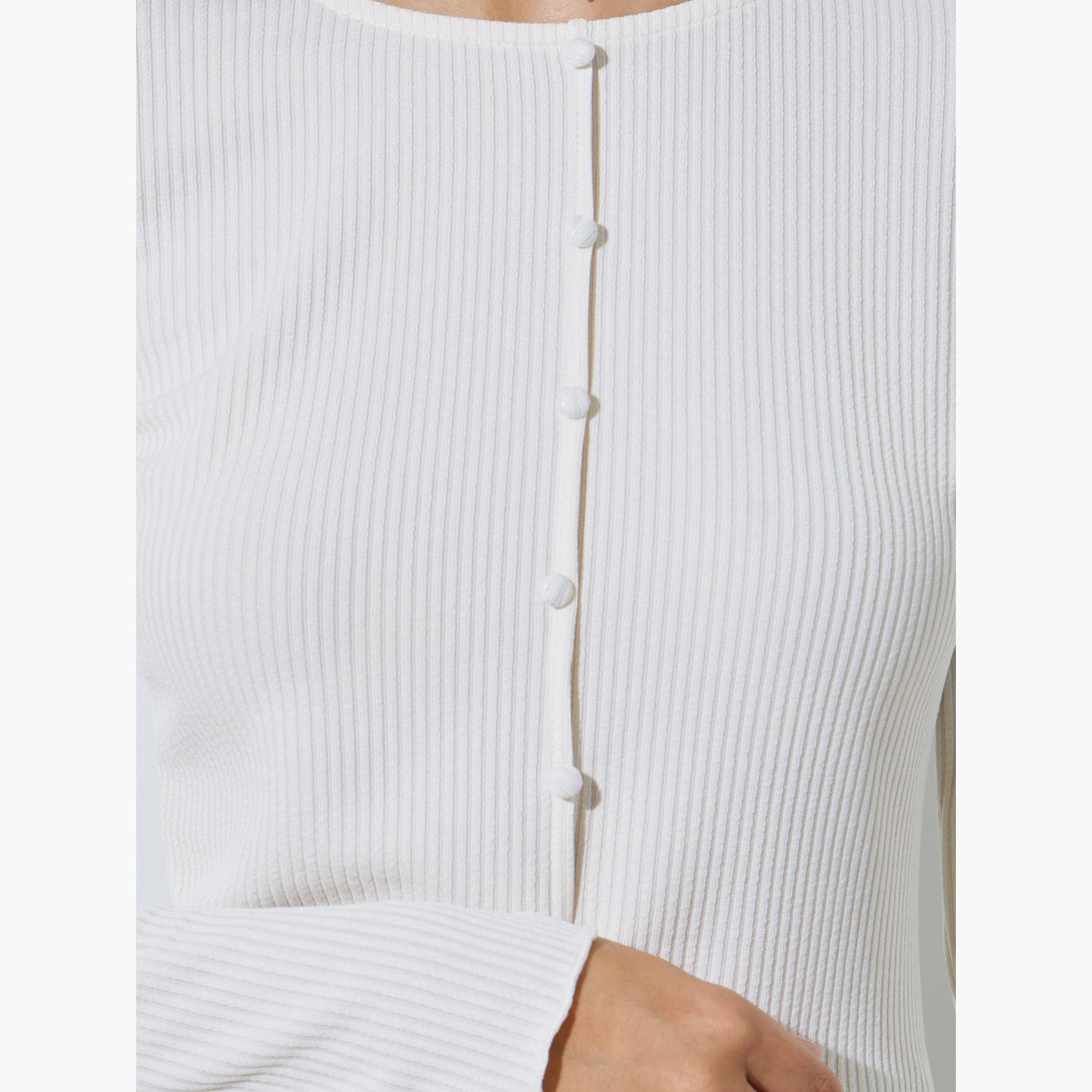 ستايلي - بلوزة محبوكة ضيقة بلون كريمي بأكمام واسعة-women-clothing-shirtsandblouses-blouses-image-4