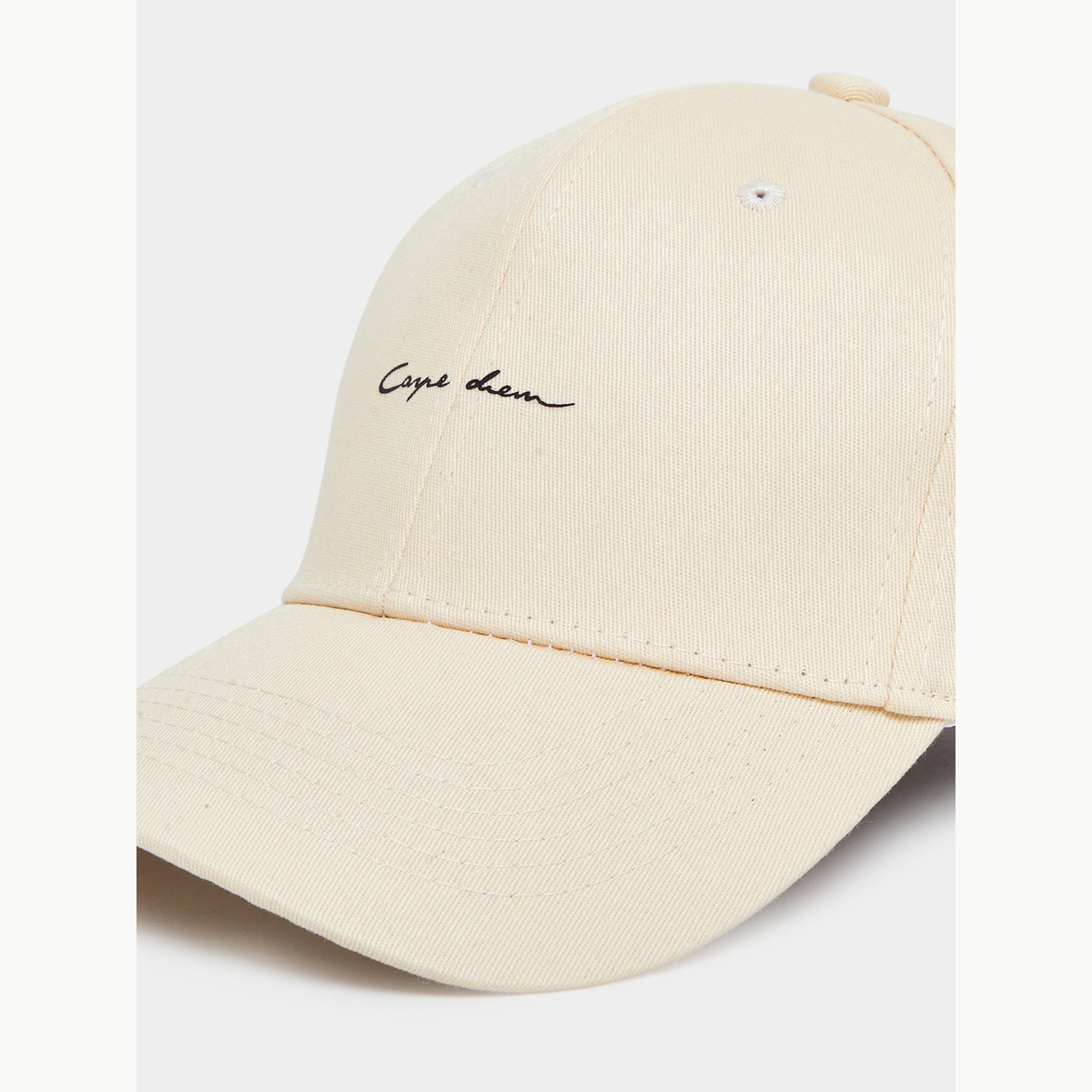 كاب بيسبول بتفاصيل مطرزة-men-caps-image-3