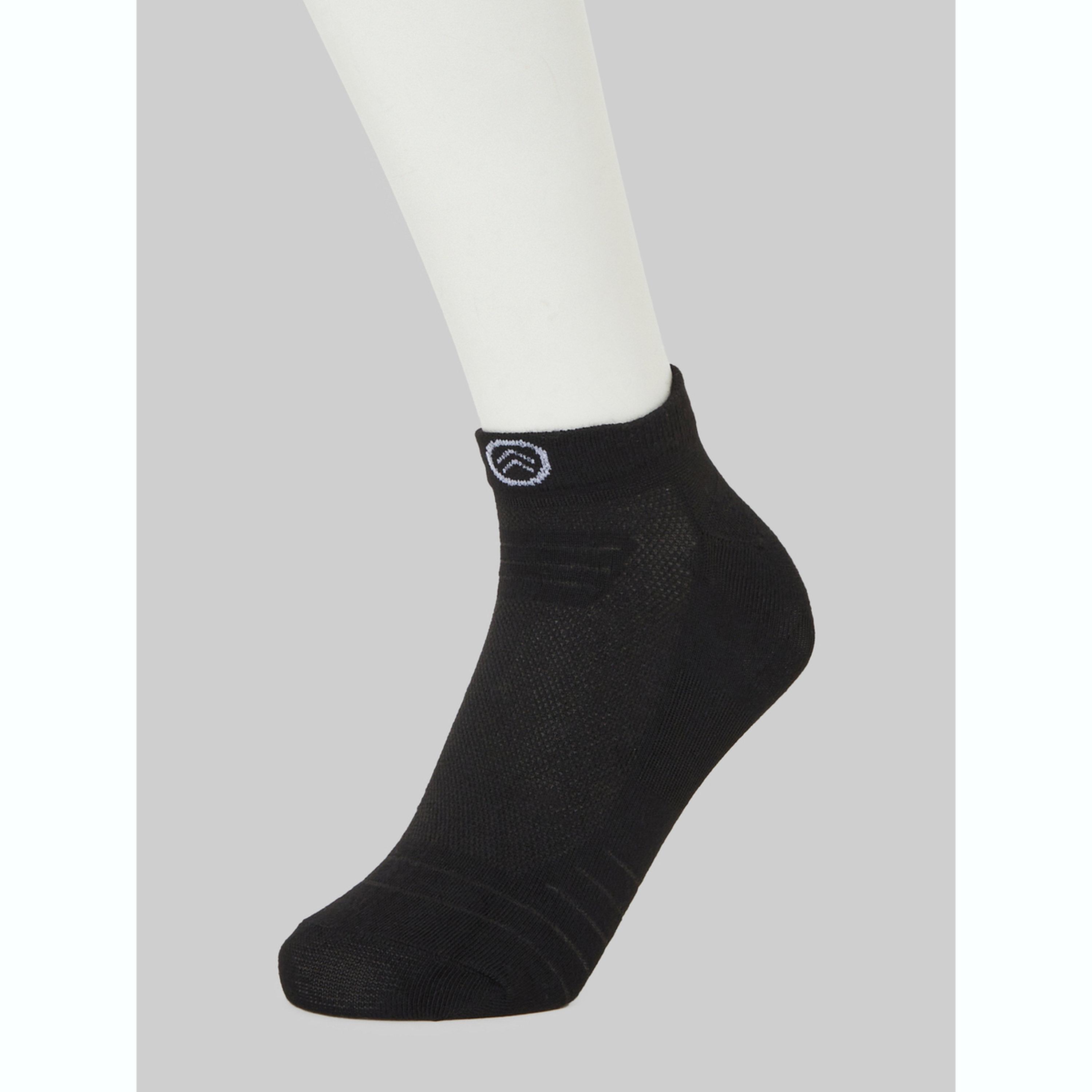 عبوة من 3 جوارب كاحل بتفاصيل مطبوعة-men-socks-image-6