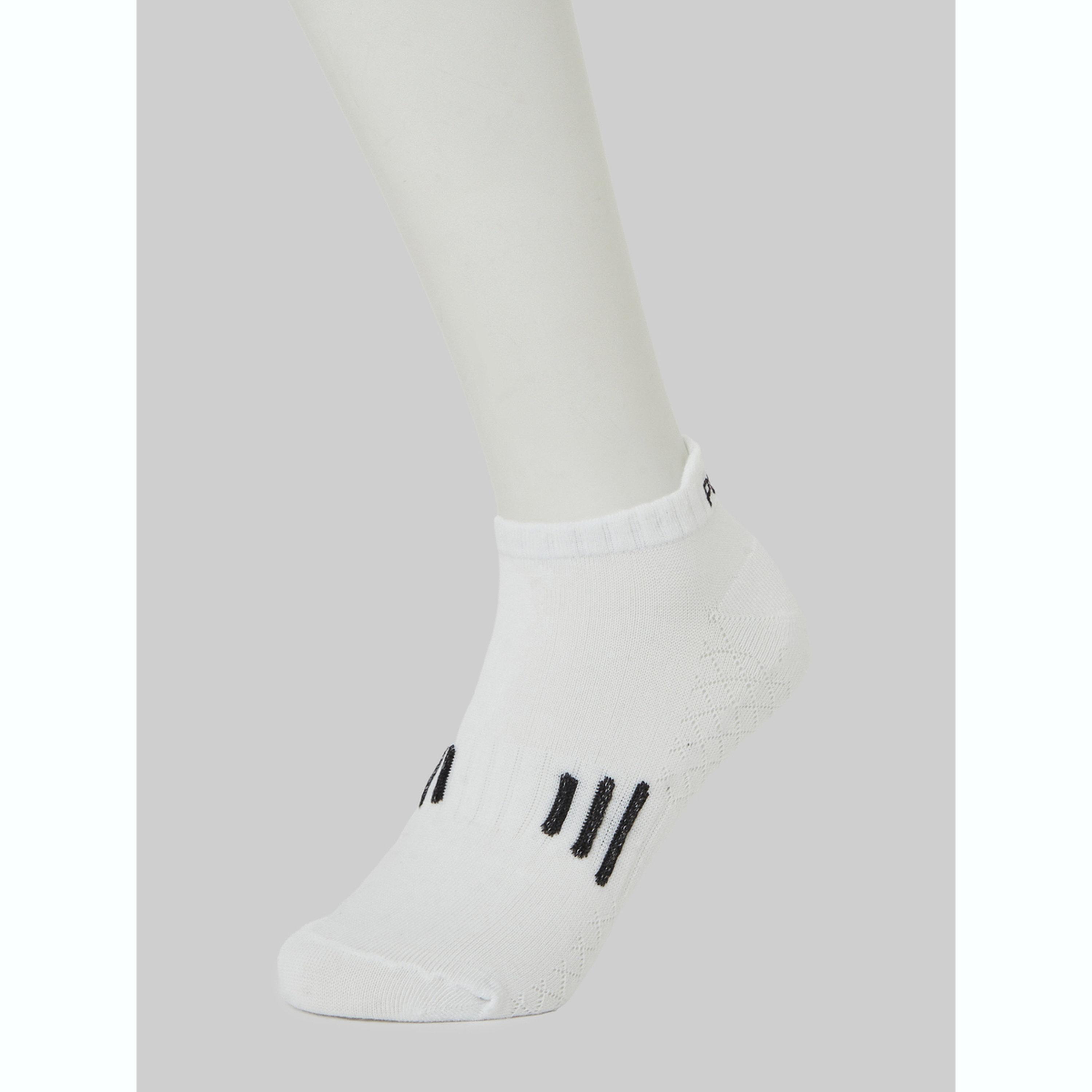 عبوة من 3 جوارب كاحل بتفاصيل مخطط-men-socks-image-2