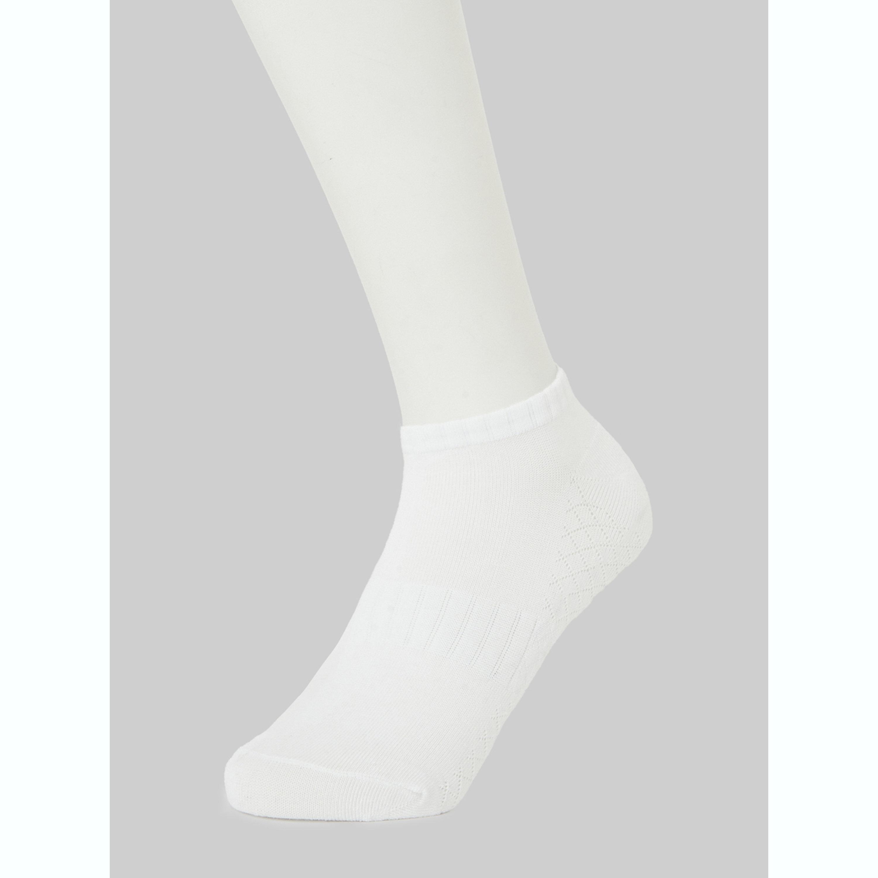 عبوة من 3 جوارب كاحل بتفاصيل مخطط-men-socks-image-4