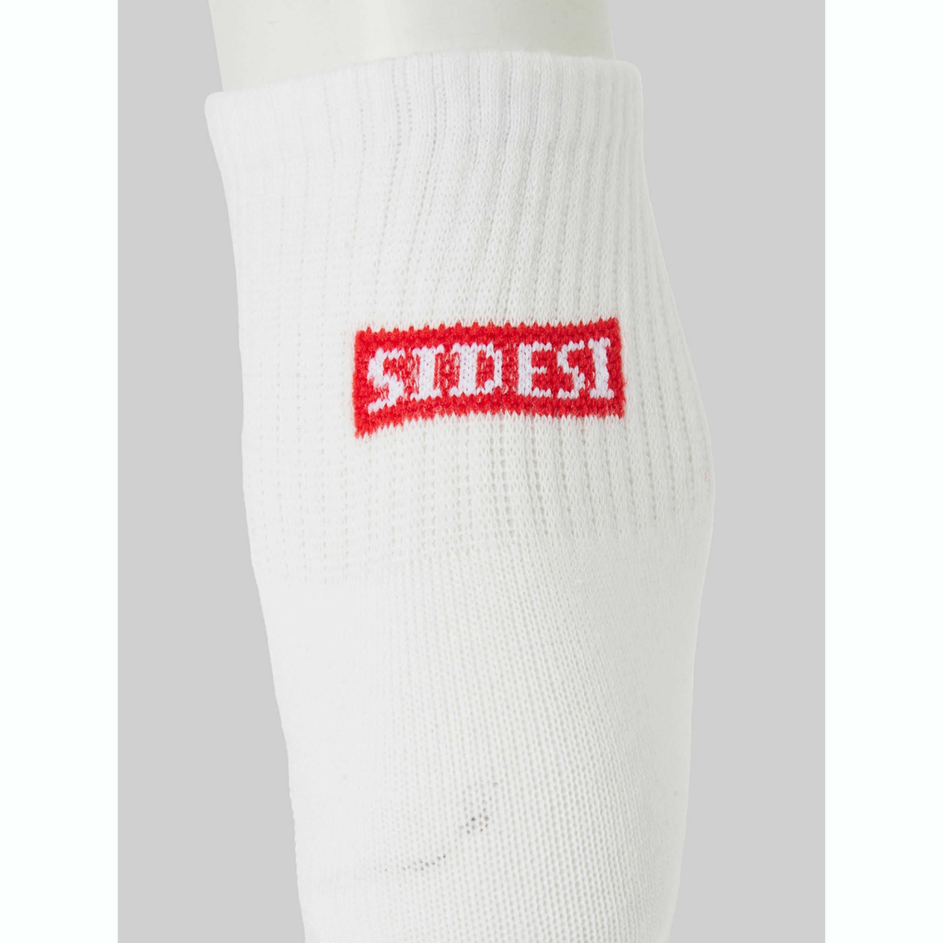 عبوة من 3 جوارب ربع طول بتفاصيل متباينة-men-socks-image-3