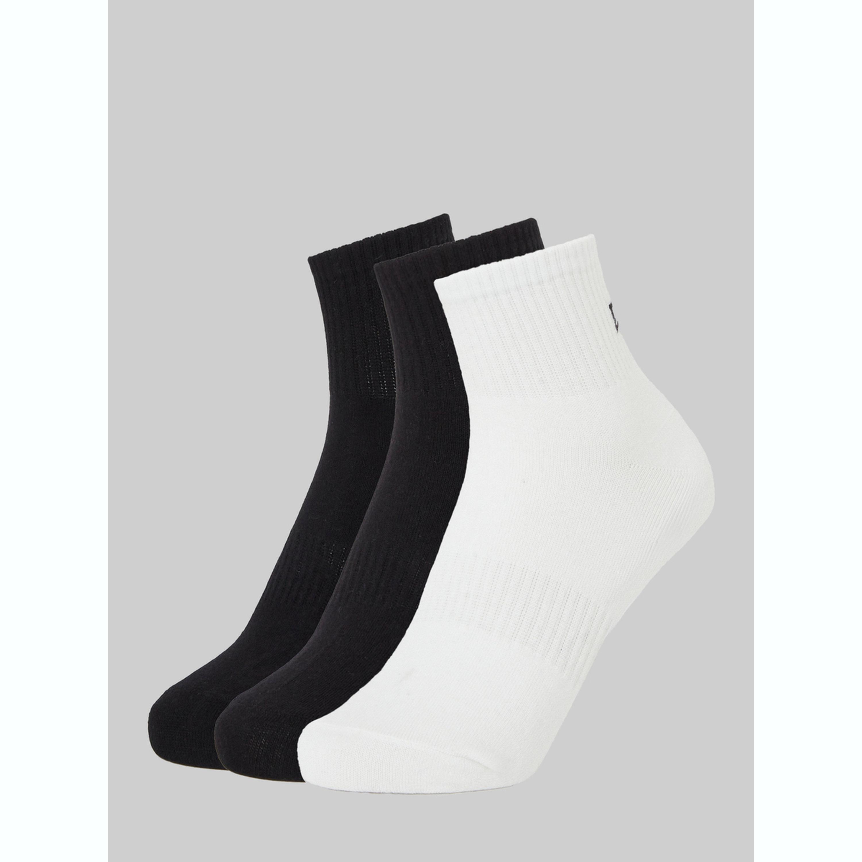 عبوة من 3 جوارب ربع طول بتفاصيل متباينة-men-socks-image-1