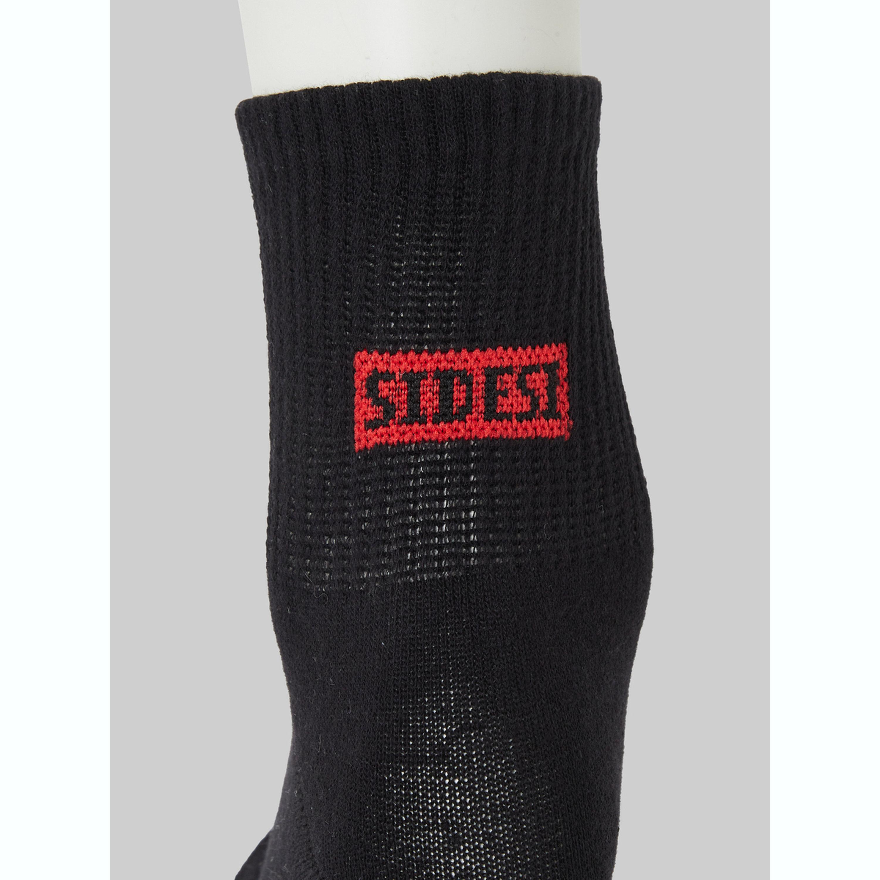 عبوة من 3 جوارب ربع طول بتفاصيل متباينة-men-socks-image-3