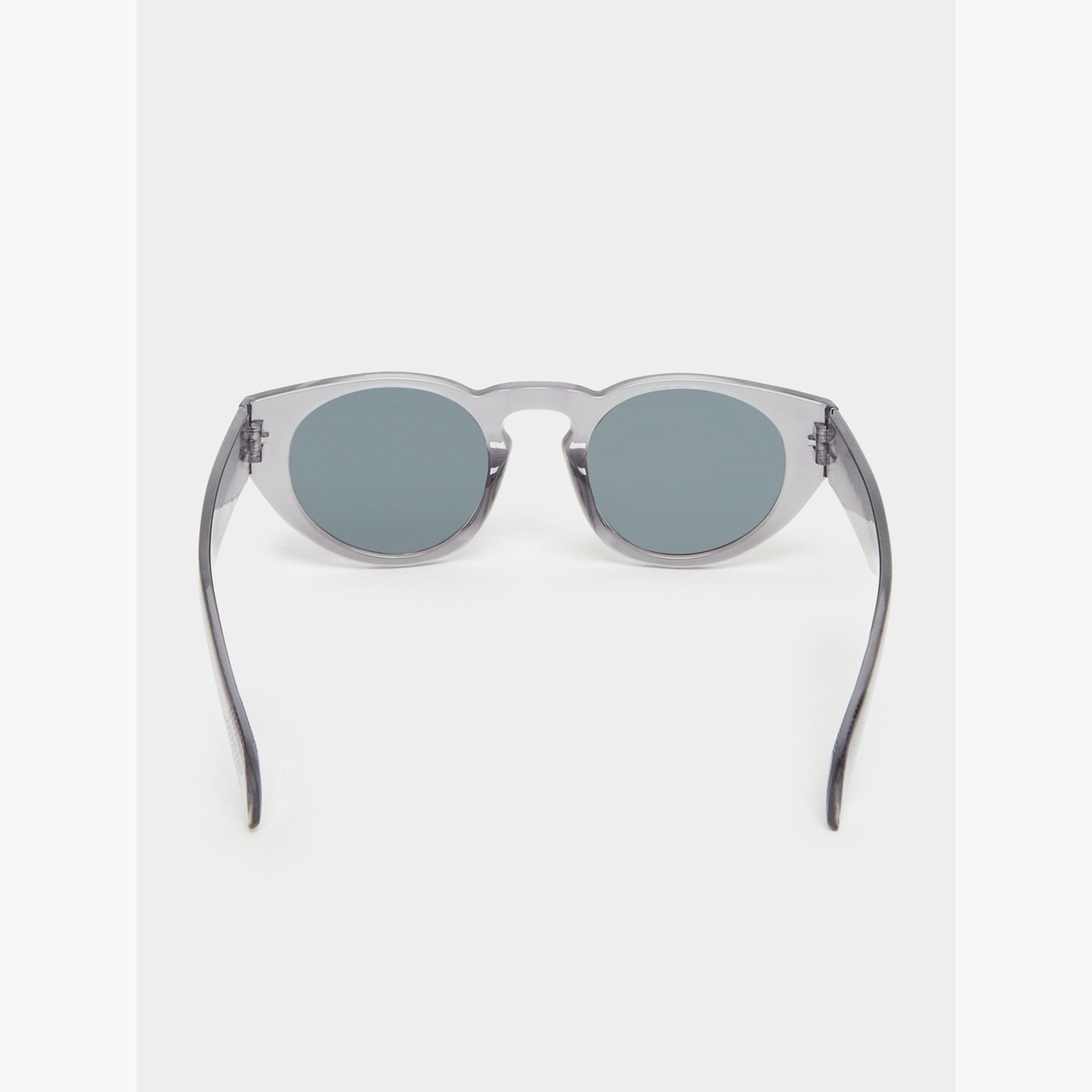 Styli Solid Round Sunglasses-men-sunglasses-image-5