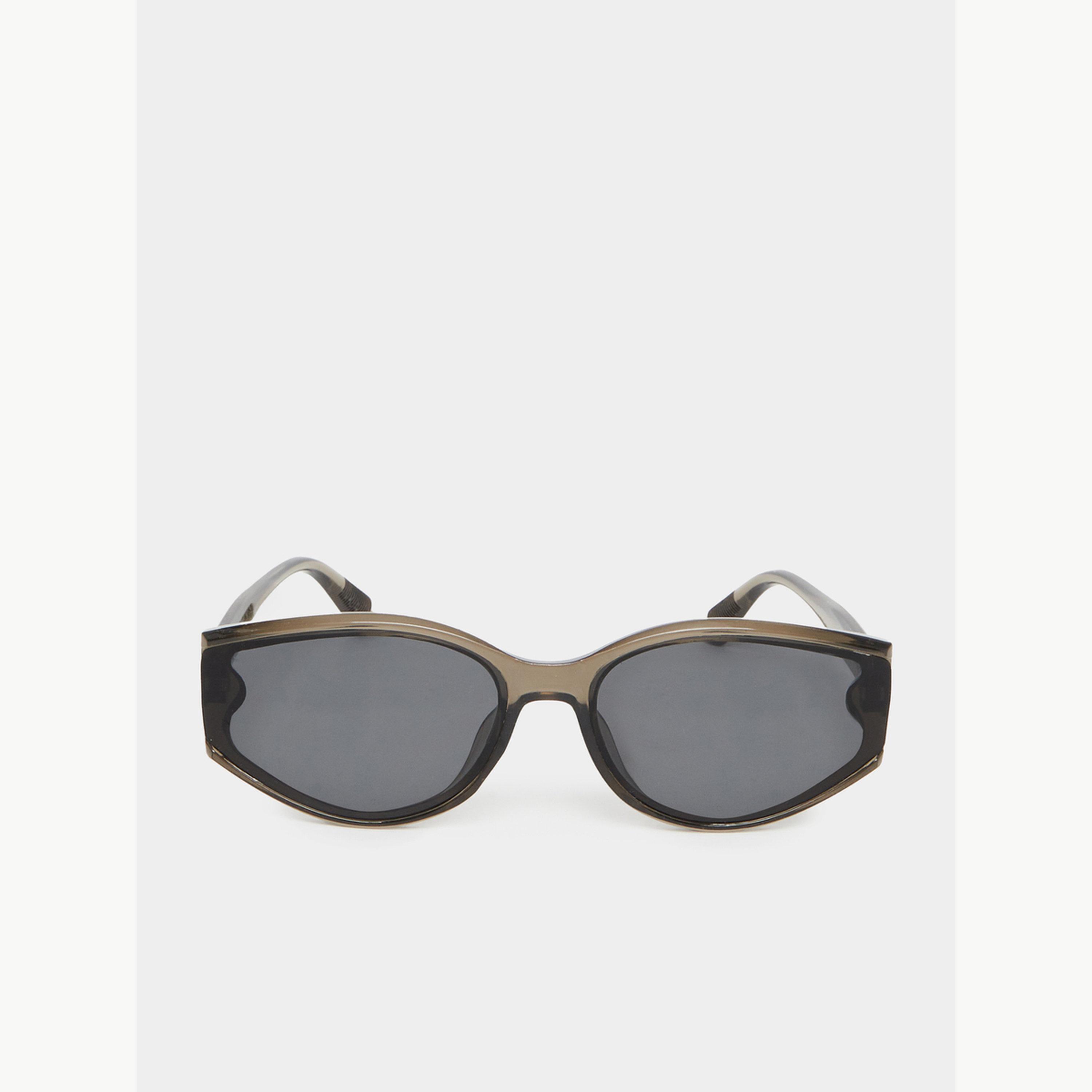 نظارة شمسية عين القطة بتصميم أنيق-men-sunglasses-image-3