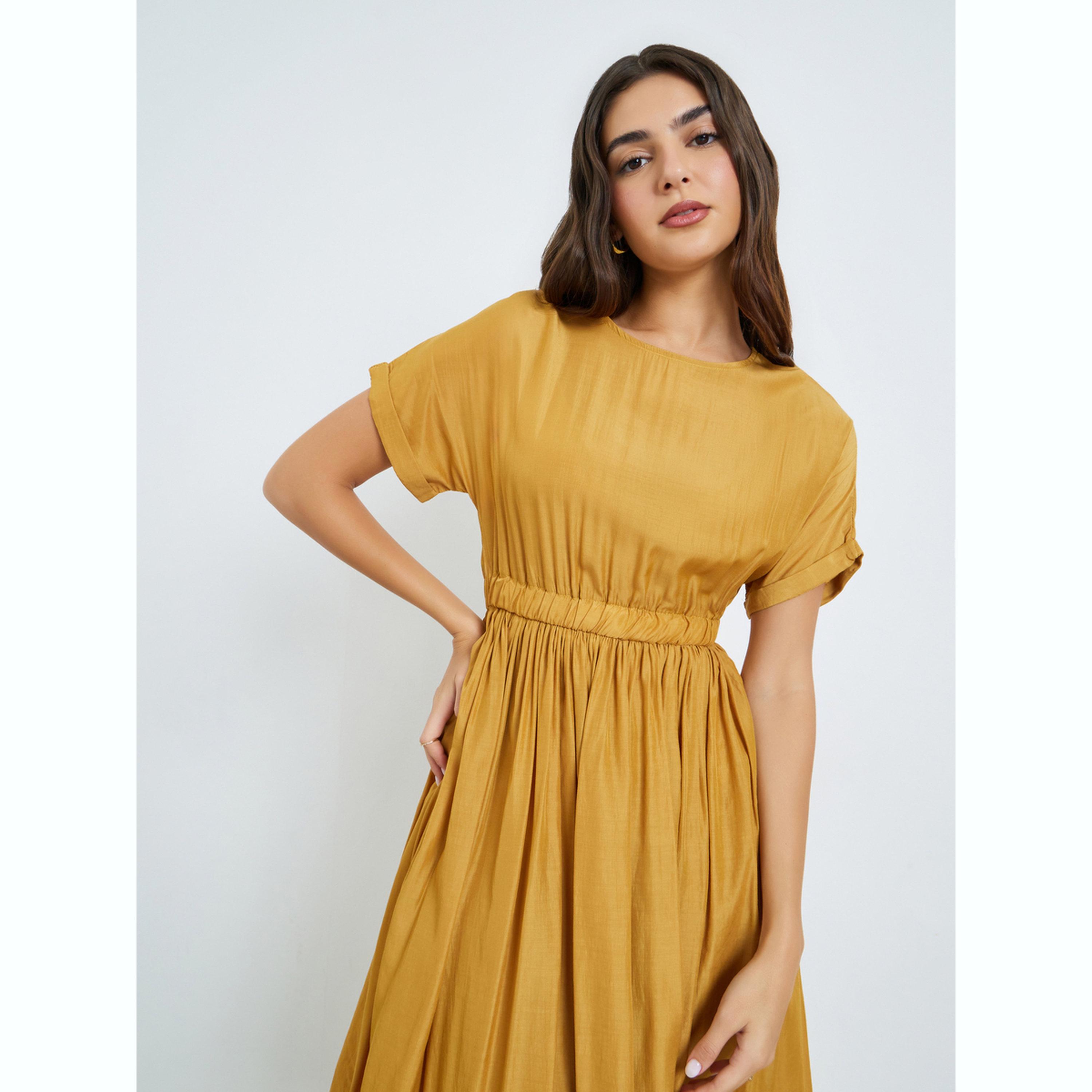 فستان ميدي بحافة واسعة سادة خردلي-women-clothing-dresses-image-2