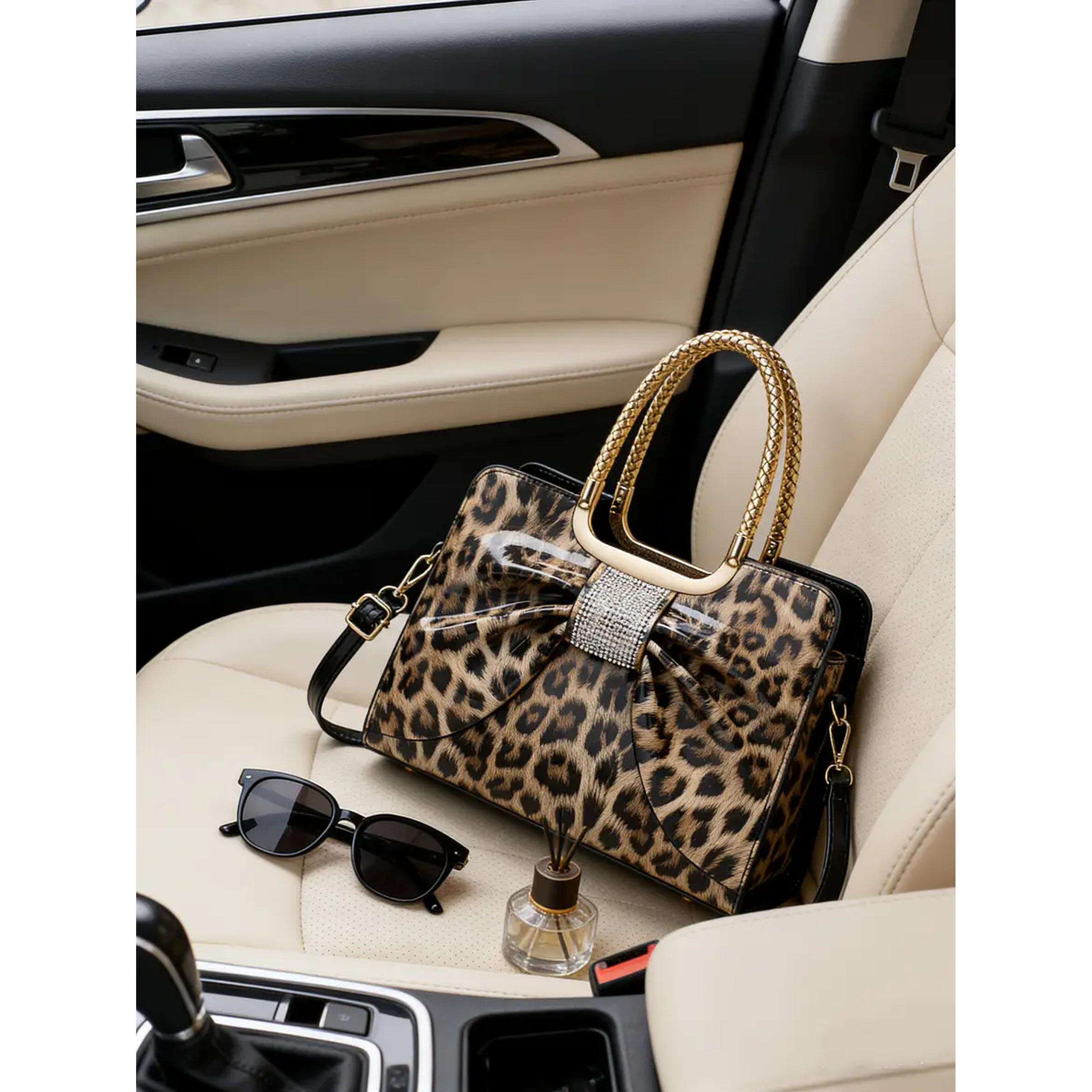 شنطة يد مزينة بعقدة وطبعة نمر-women-bagsandwallets-handbags-image-4