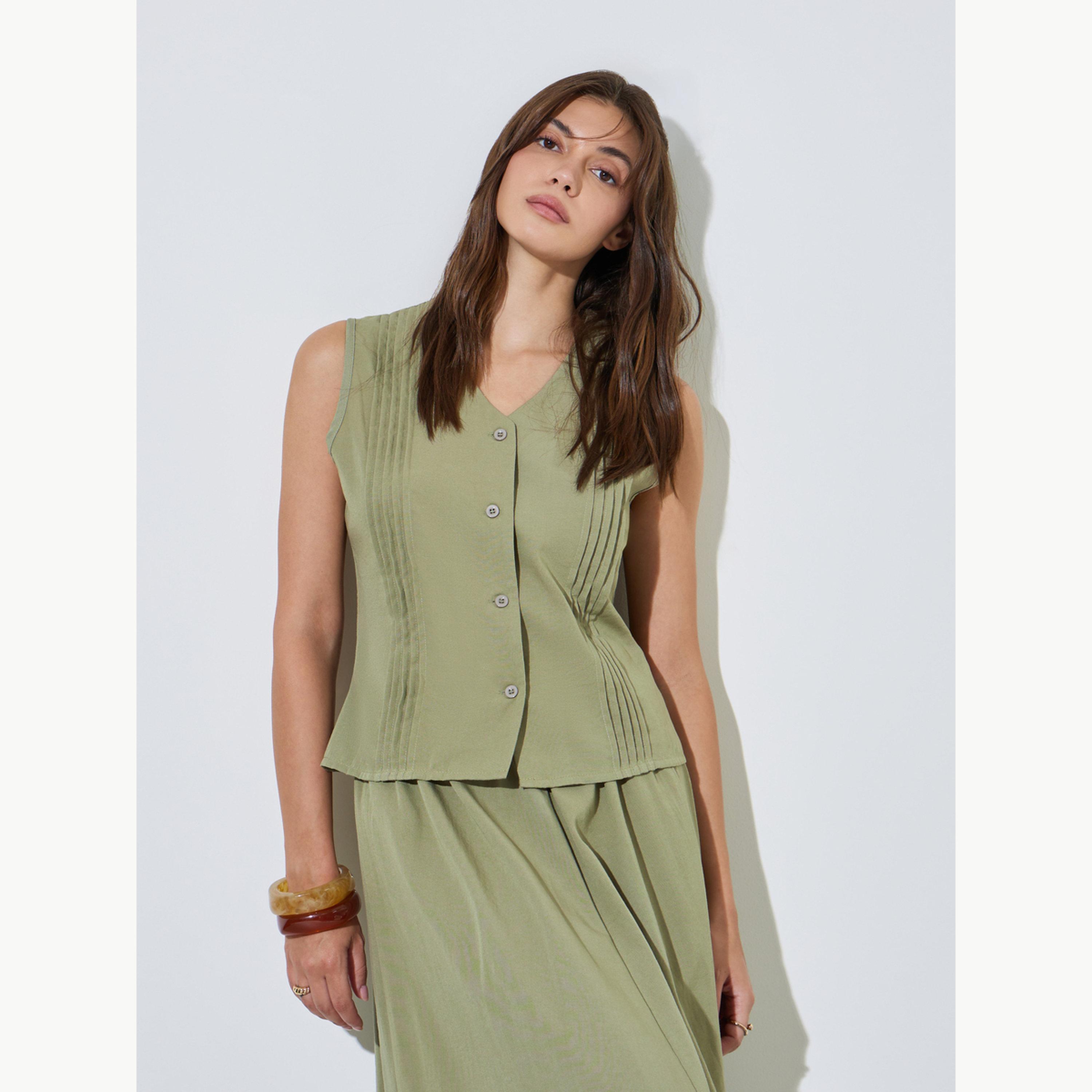 Styli Green Pintuck Detail Top and A-Line Maxi Skirt Set-women-clothing-coordsets-image-2