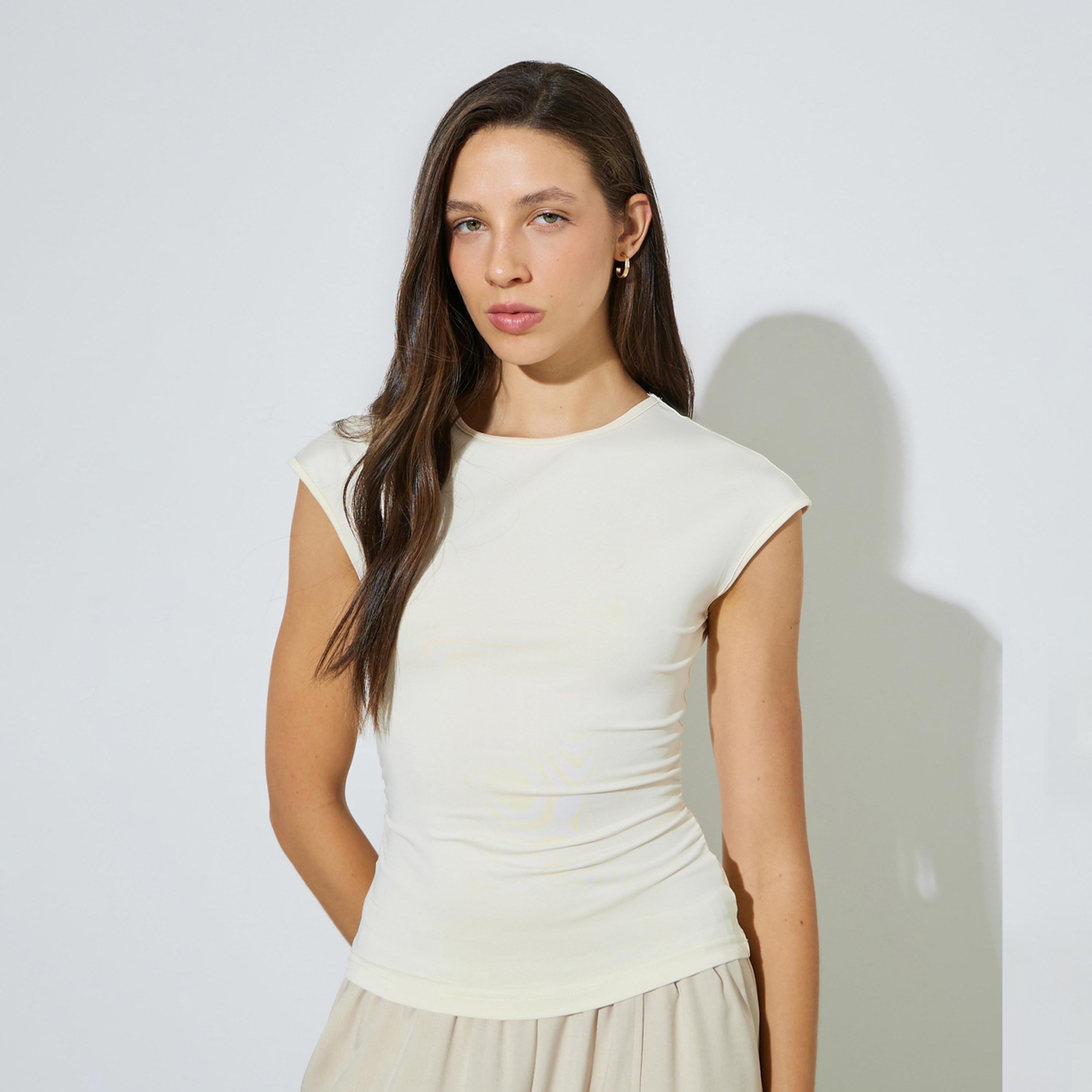 ستايلي - تيشيرت بيج ضيق بأكمام قصيرة ورقبة دائرية-women-clothing-tshirts-image-1