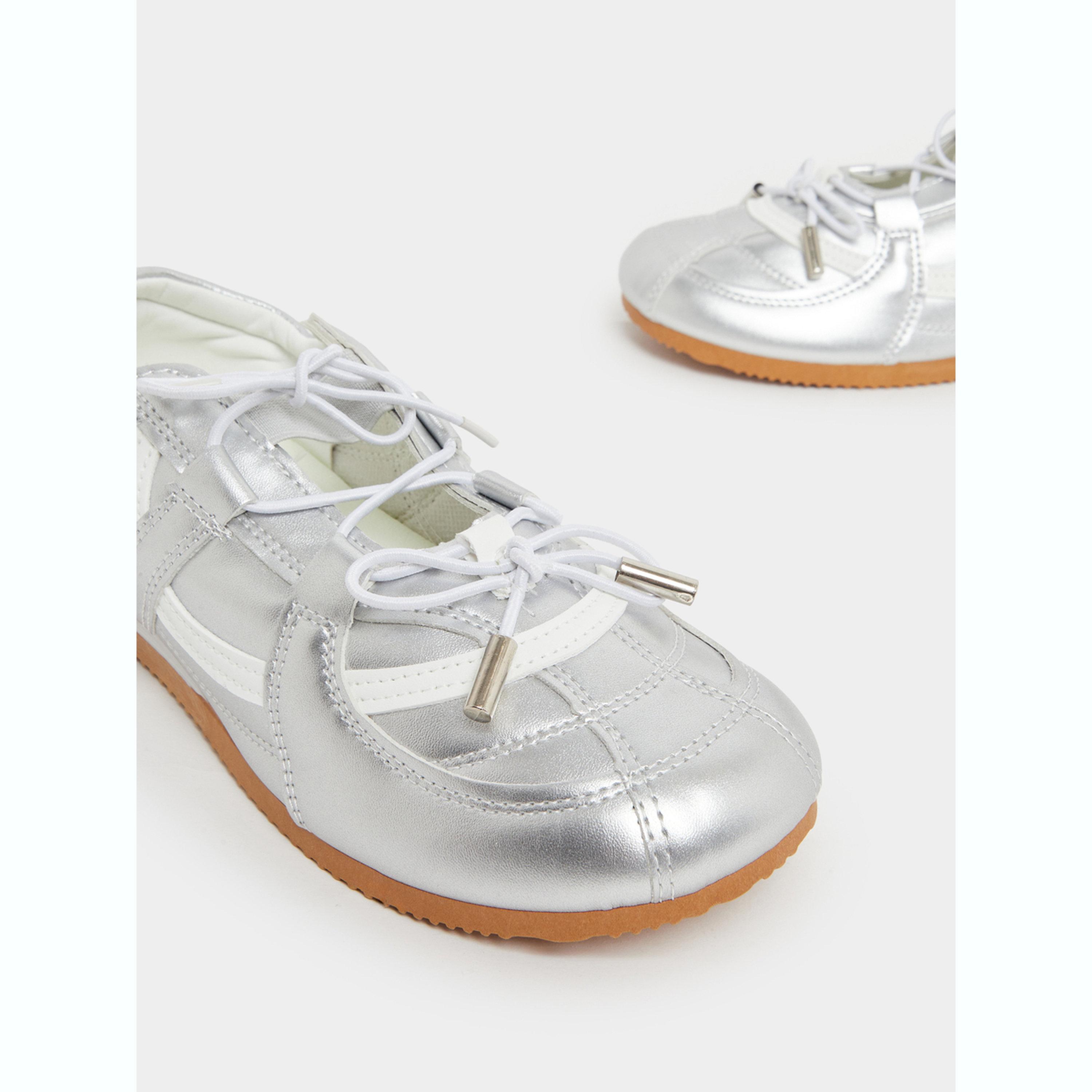 حذاء سنيكرز سادة برباط-women-shoes-sneakers-image-4