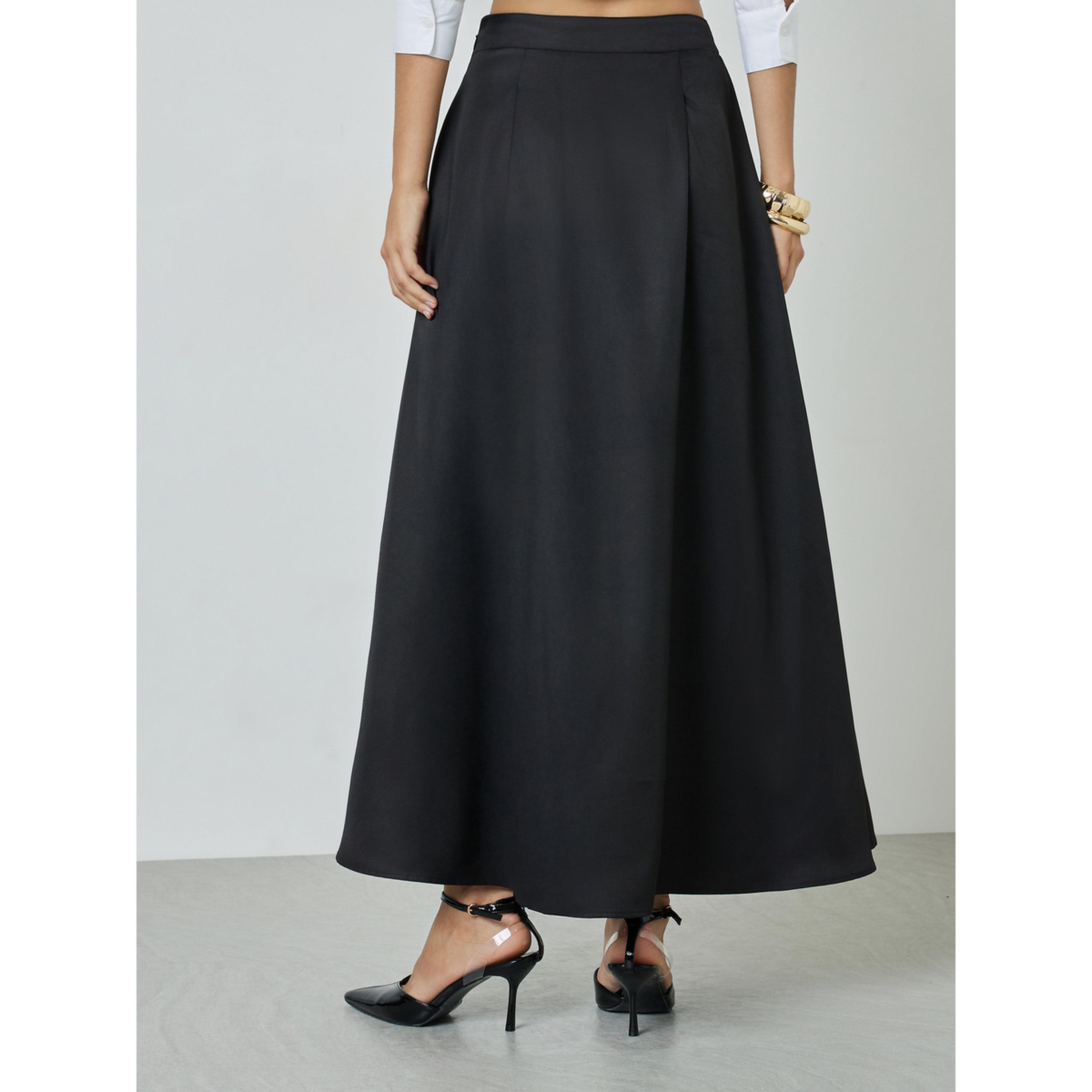 Styli Black Solid Pleated A-Line Maxi Skirt with Pocket Details-women-clothing-skirts-image-4