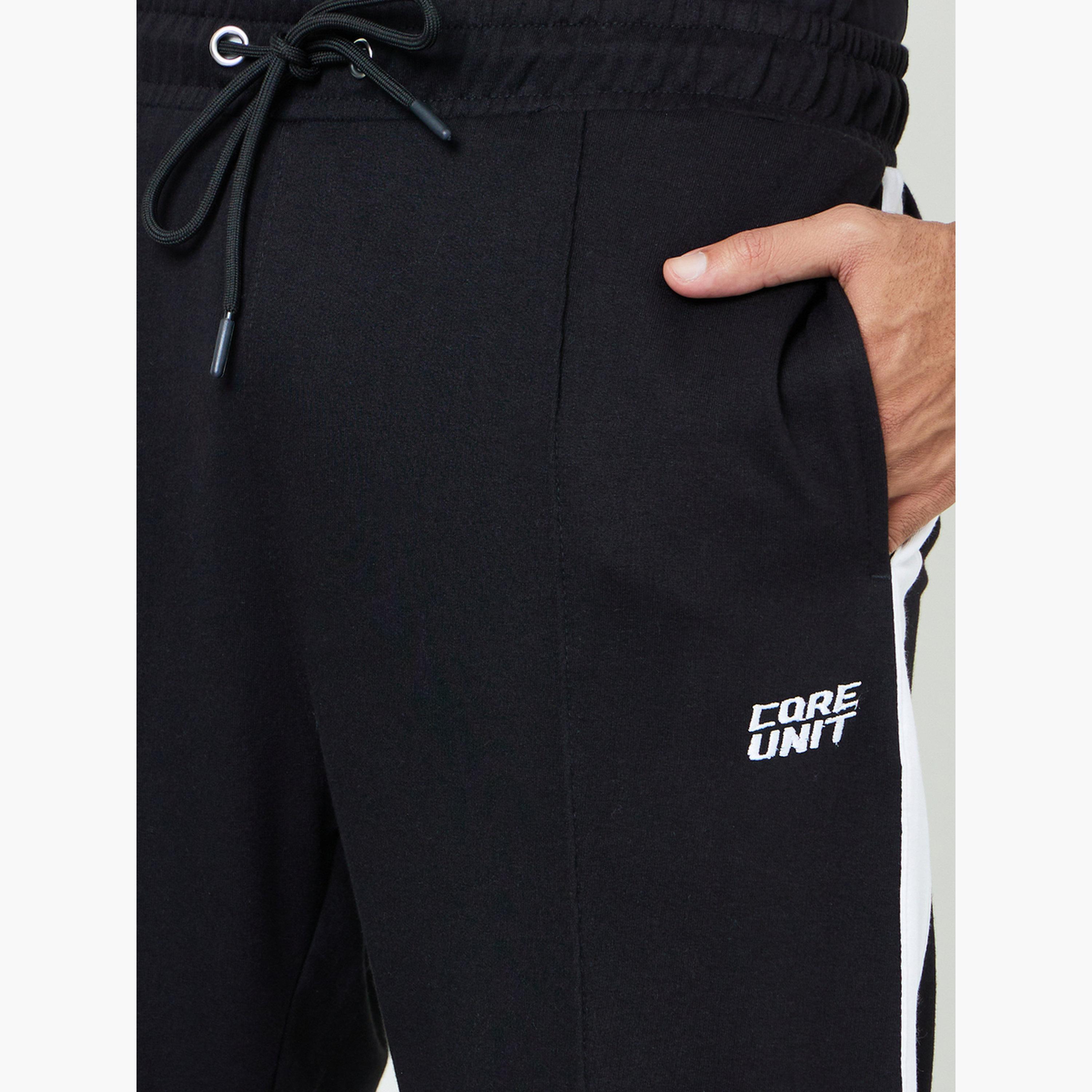 جوغر تيري واسع بتفاصيل شريط جانبي للرجال-men-clothing-bottoms-joggers-image-3