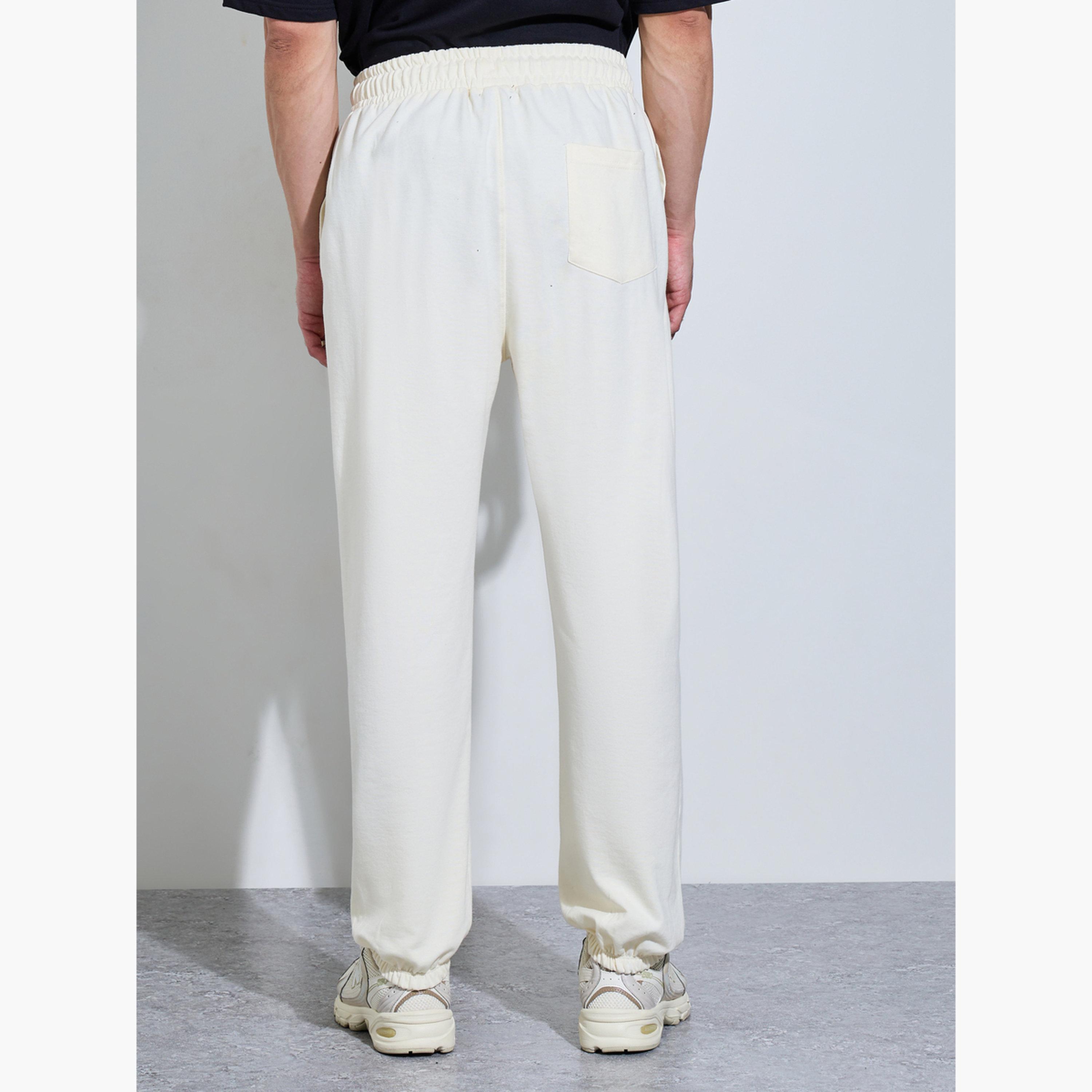 بنطال جوغر بقصة مريحة وجيب بأطراف متباينة وسادة-men-clothing-bottoms-joggers-image-5