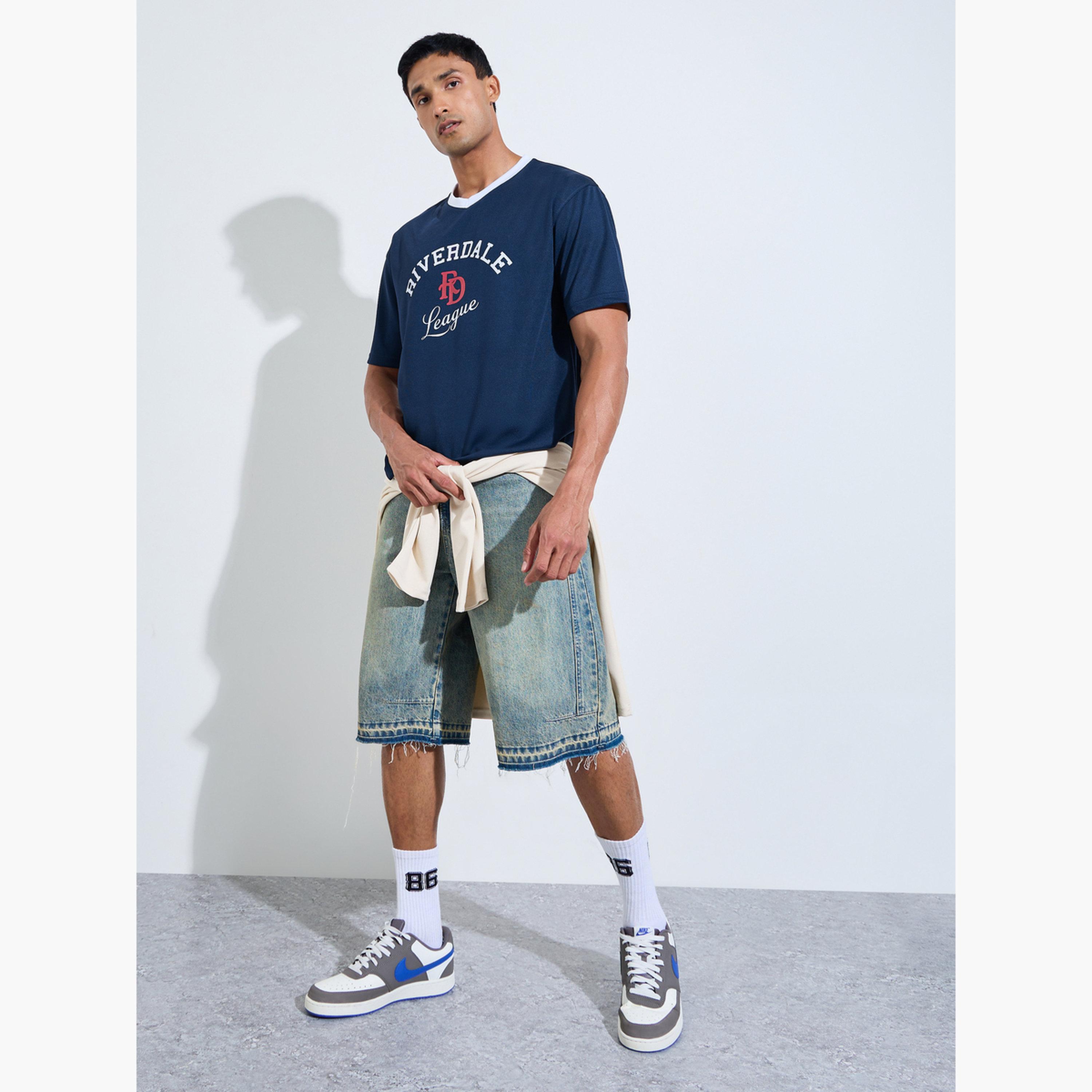 ستايلي - تيشيرت رجالي فضفاض لكرة القدم بتصميم مضلع متباين-men-clothing-tshirtsandpolos-tshirts-image-2