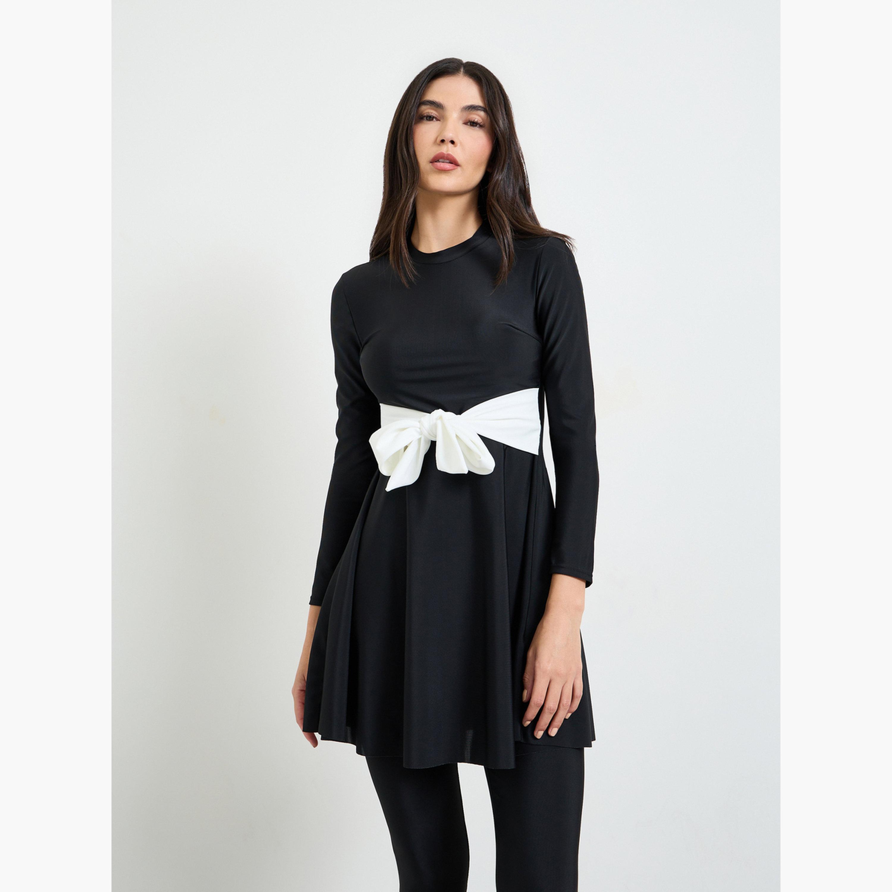 Styli Black Contrast Tie Knot Detail Tunic and Leggings Burkini Set-women-clothing-swimandbeach-beach-beachwear-image-2