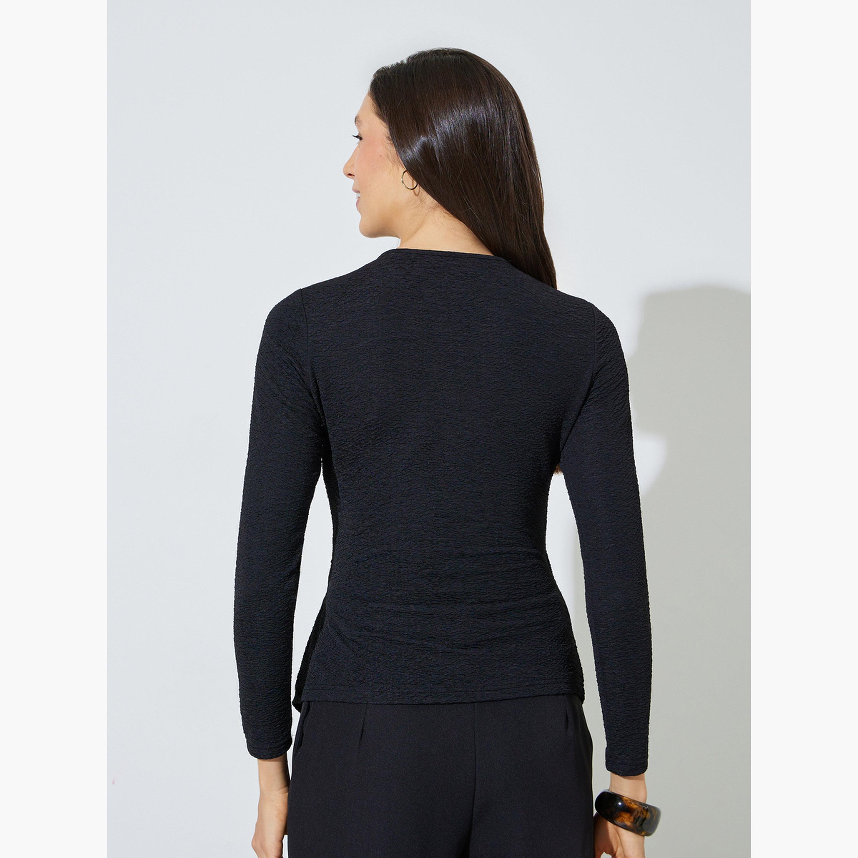 ستايلي - بلوزة سوداء محبوكة بنسيج ملفوف من الأمام-women-clothing-shirtsandblouses-blouses-image-4