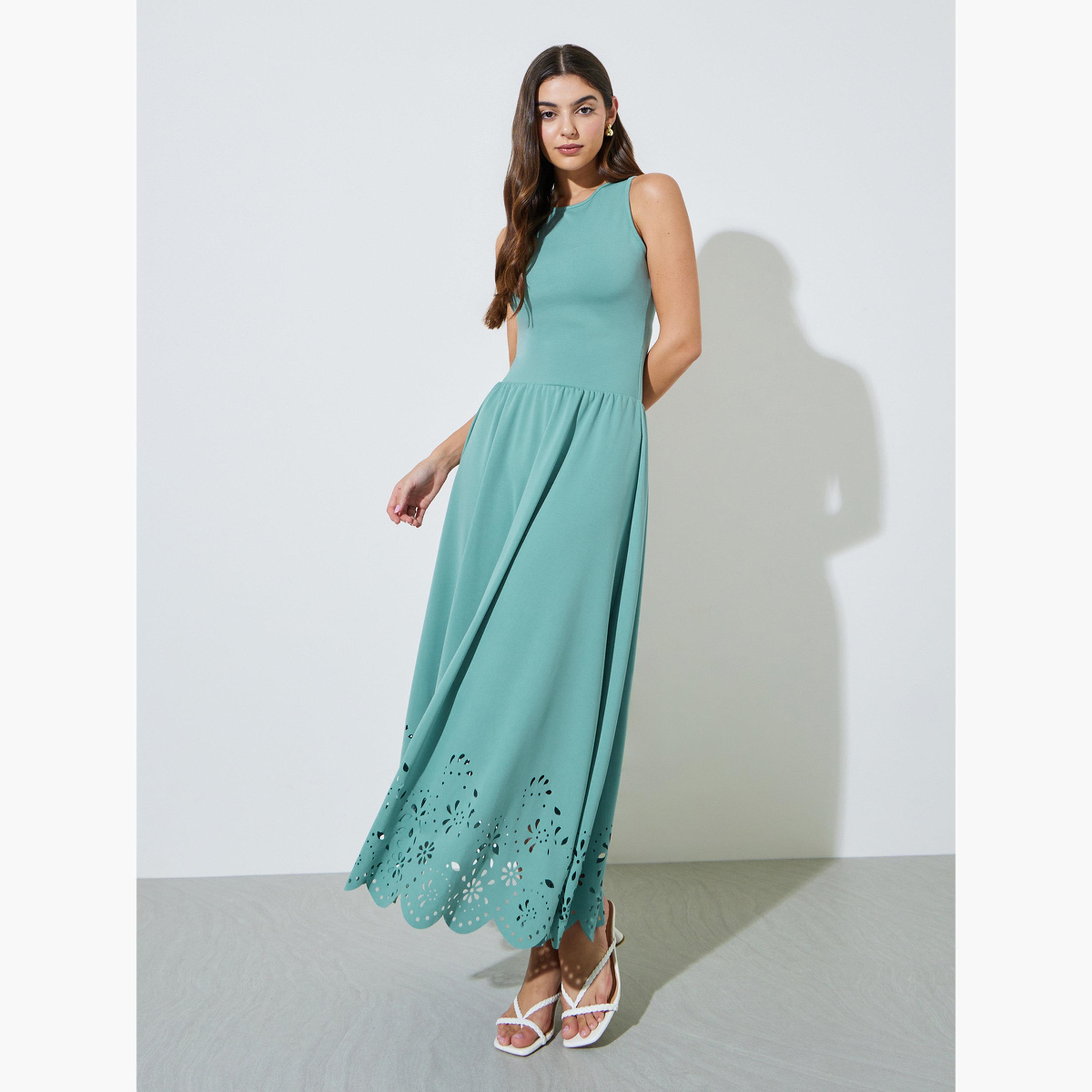 ستايلي - فستان ماكسي أخضر بدون أكمام تصميم  A، مزين بقصات ليزرية-women-clothing-dresses-image-1