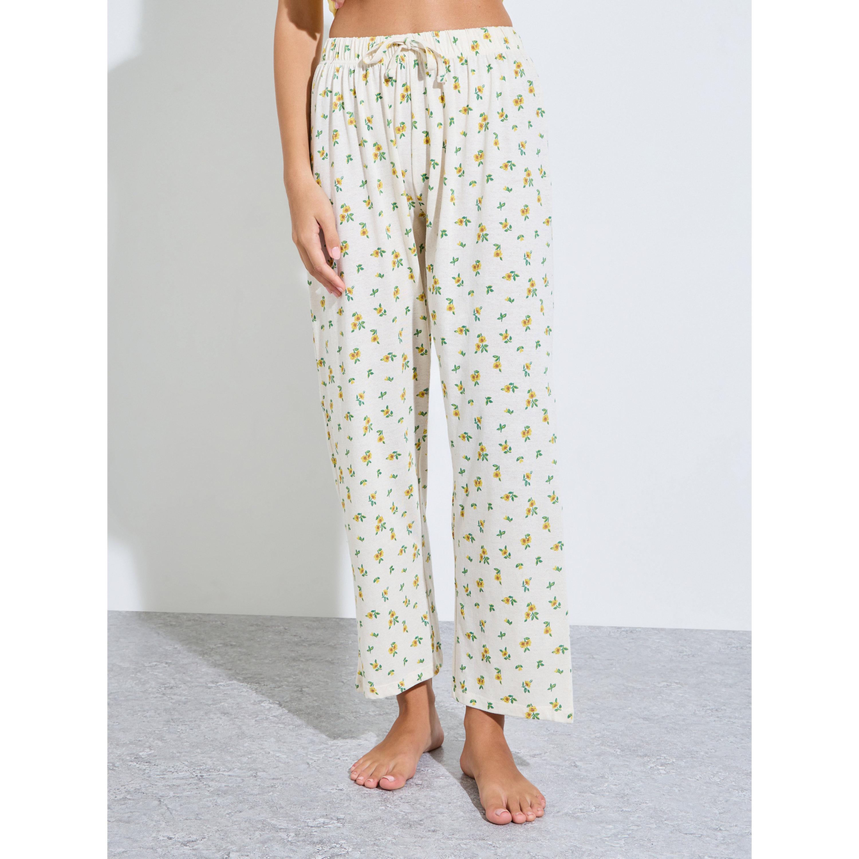 Styli Pack of 3 - Floral Pocket T-Shirt, Shorts and Pyjama Set-women-clothing-nightwear-pyjamas-longsets-image-6