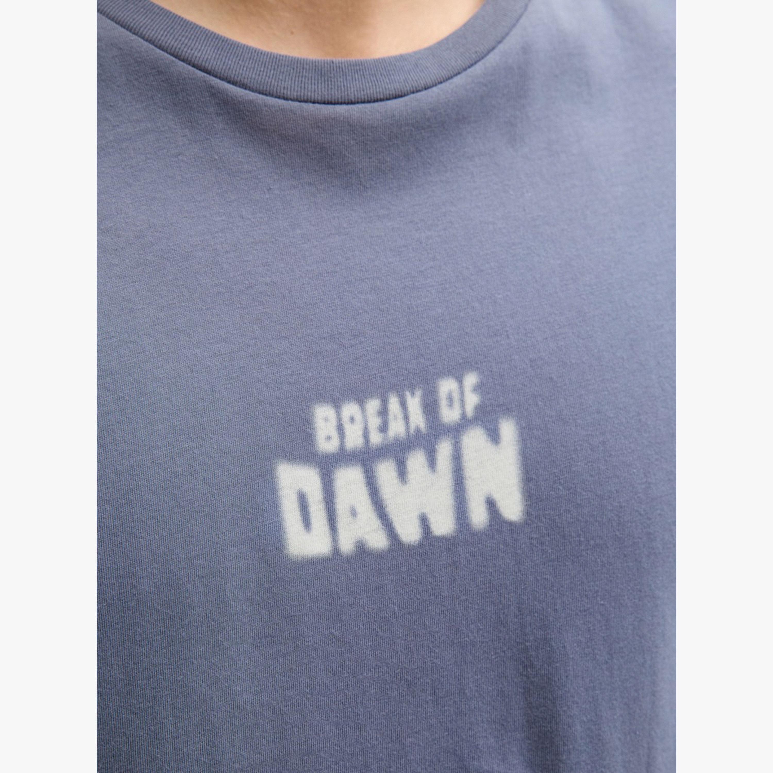 تيشيرت بياقة دائرية وطبعة جرافيك-men-clothing-tshirtsandpolos-tshirts-image-5