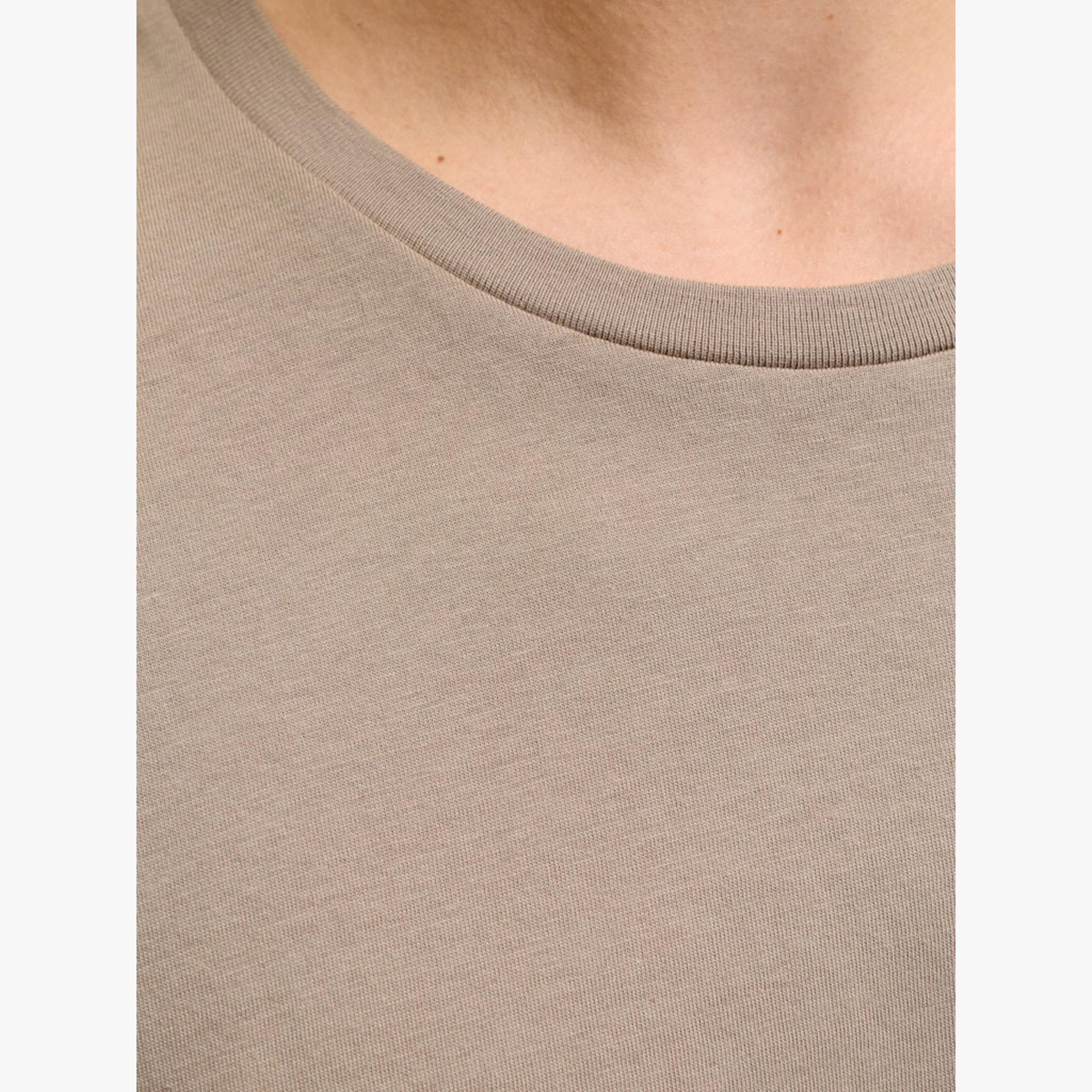 تيشيرت قطن بياقة دائرية وطبعة جرافيك-men-clothing-tshirtsandpolos-tshirts-image-6