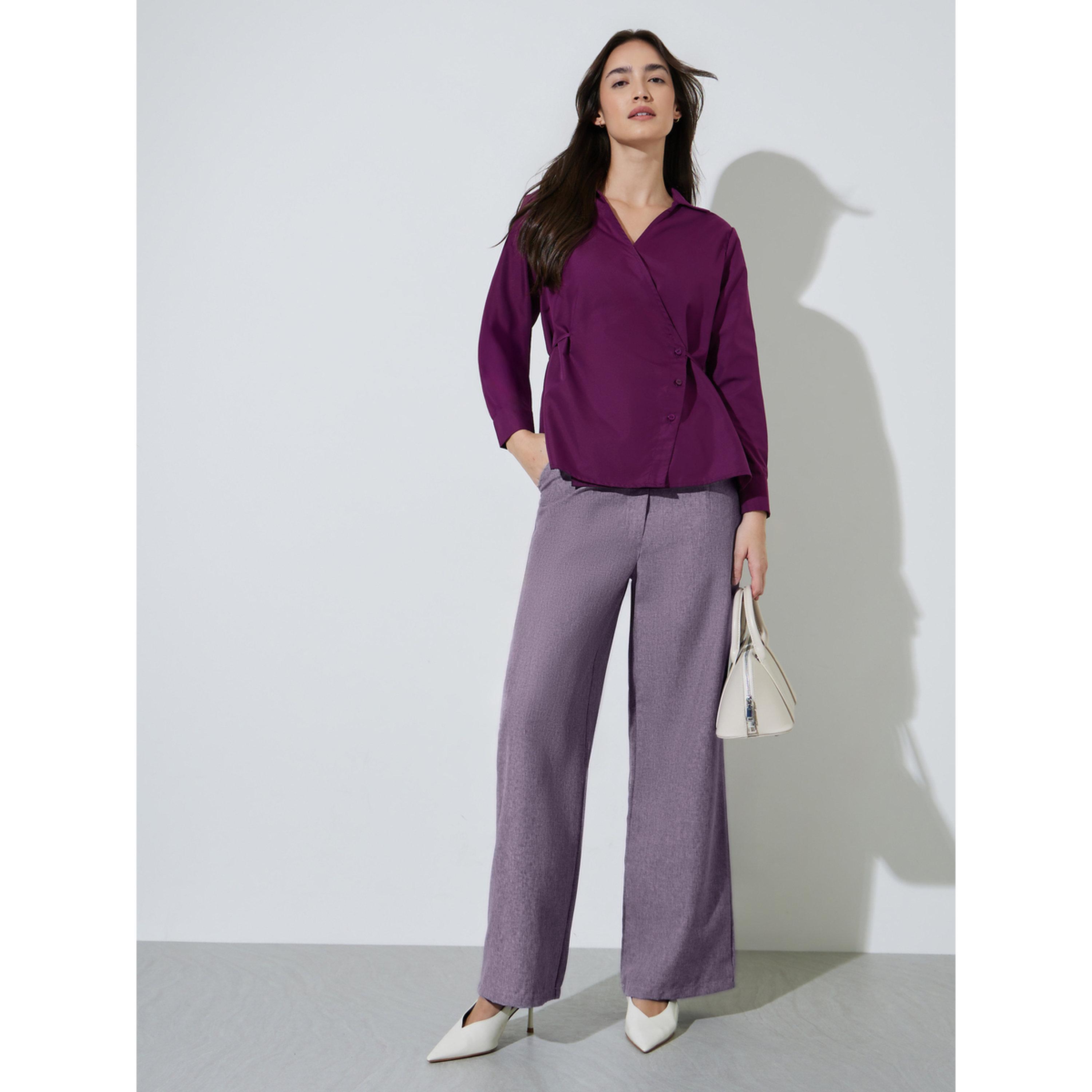 بلوزة بيبلوم بياقة ورباط على الخصر سادة باللون العنابي-women-clothing-shirtsandblouses-blouses-image-2
