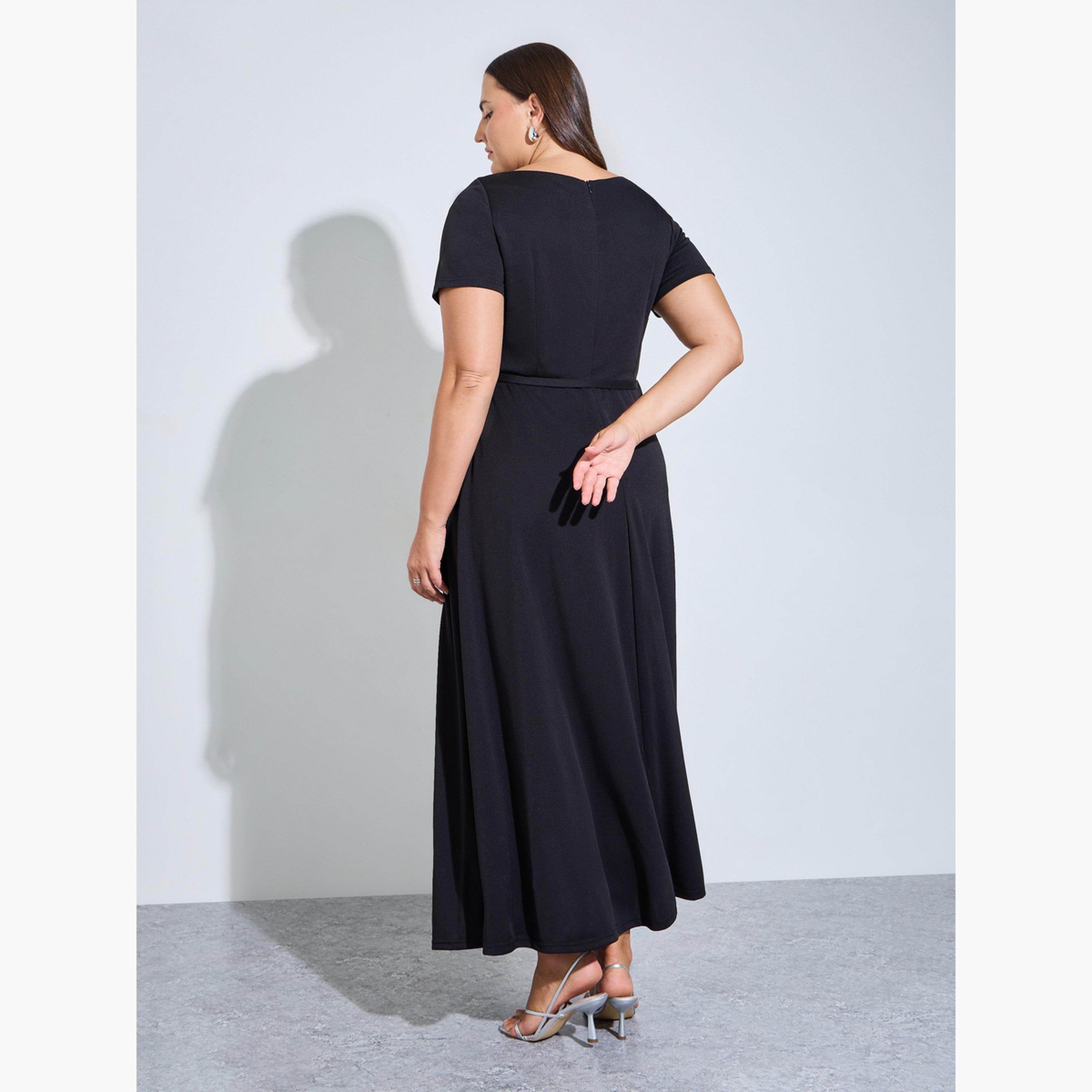Styli Plus Size Black Belted A-Line Maxi Dress-women-clothing-dresses-image-4