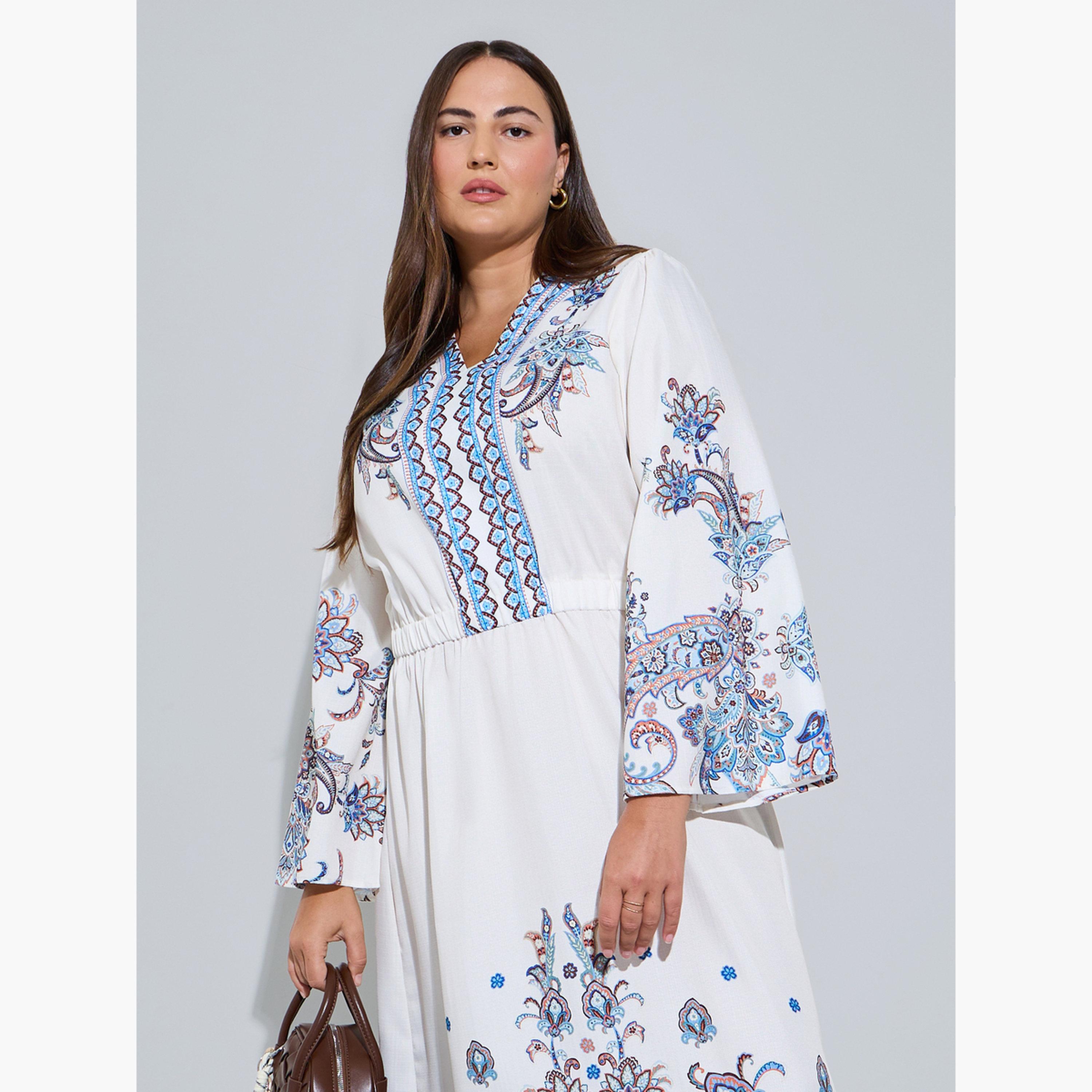 Styli Plus Size White Placement Print A-Line Maxi Dress-women-clothing-dresses-image-2