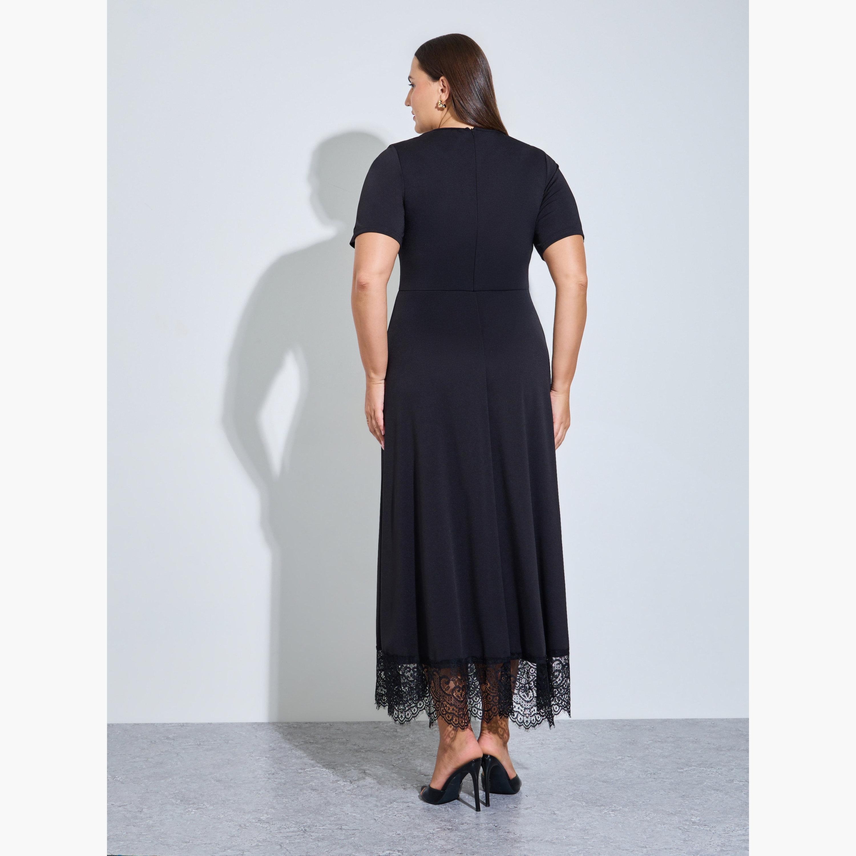 فستان طويل بحافة واسعة وحافة دانتيل بمقاس كبير-women-clothing-dresses-image-4
