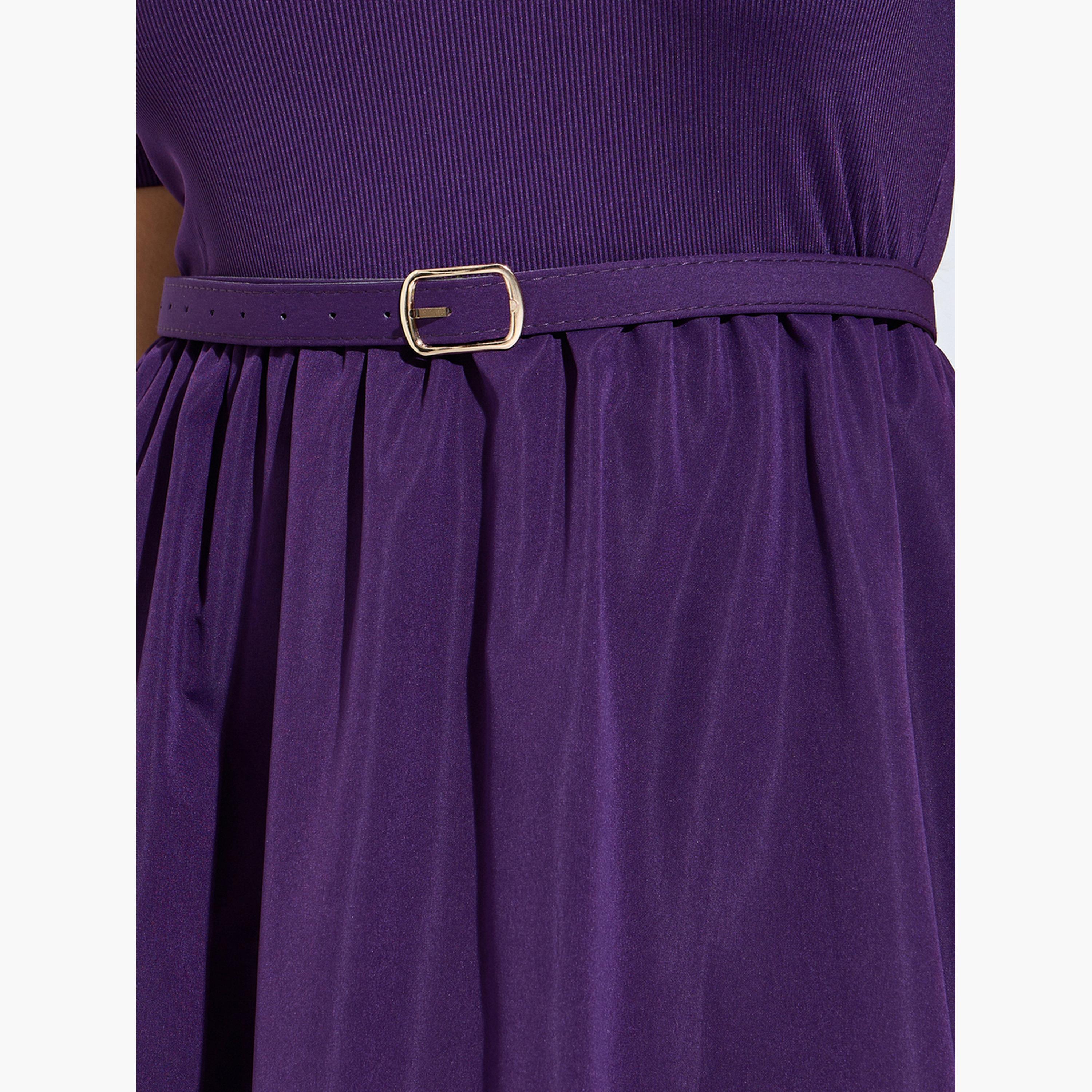 فستان طويل بحافة مفرغة وواسعة مع حزام بمقاس كبير-women-clothing-dresses-image-5