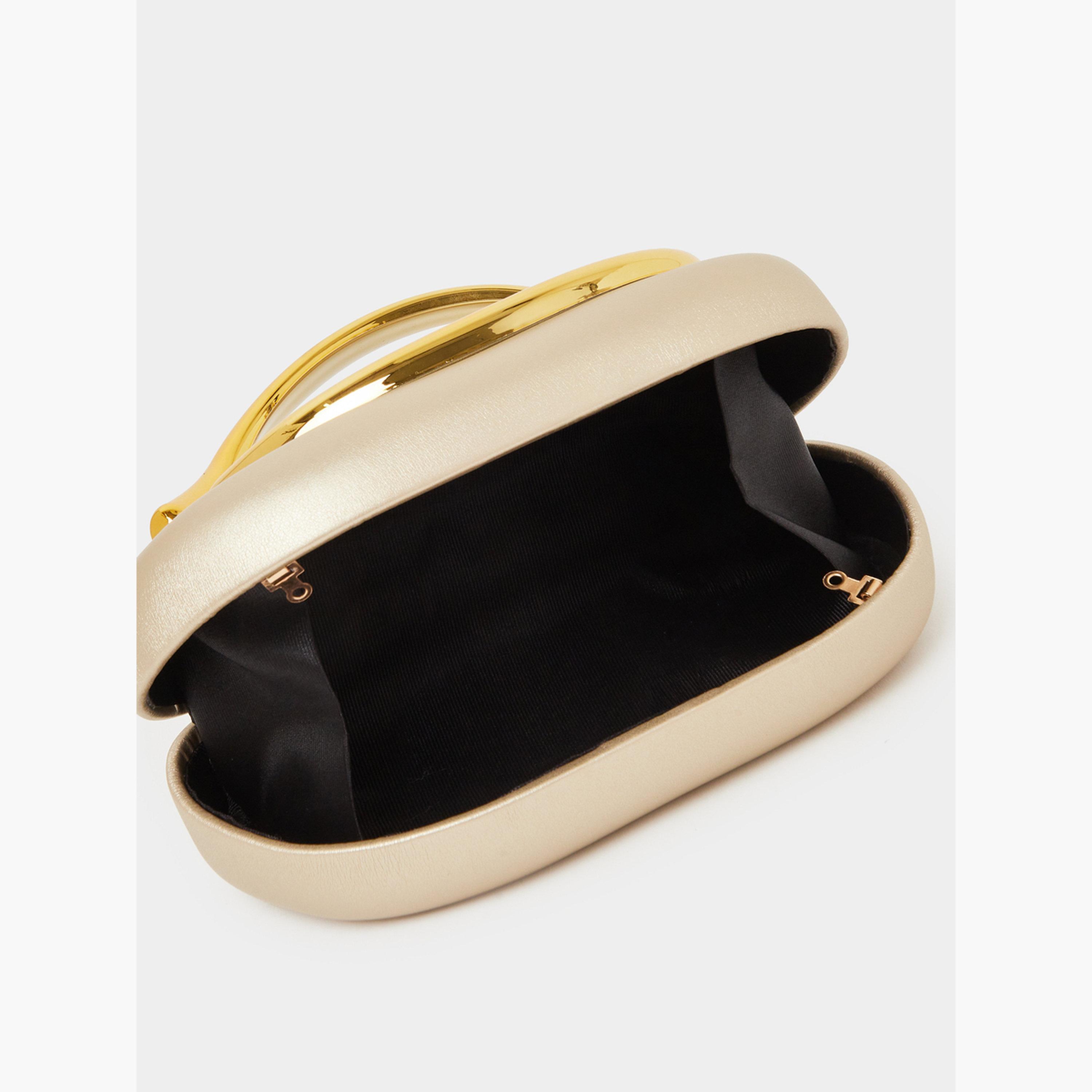 شنطة كلتش بلون ذهبي وتفاصيل معدنية-women-bagsandwallets-handbags-image-4