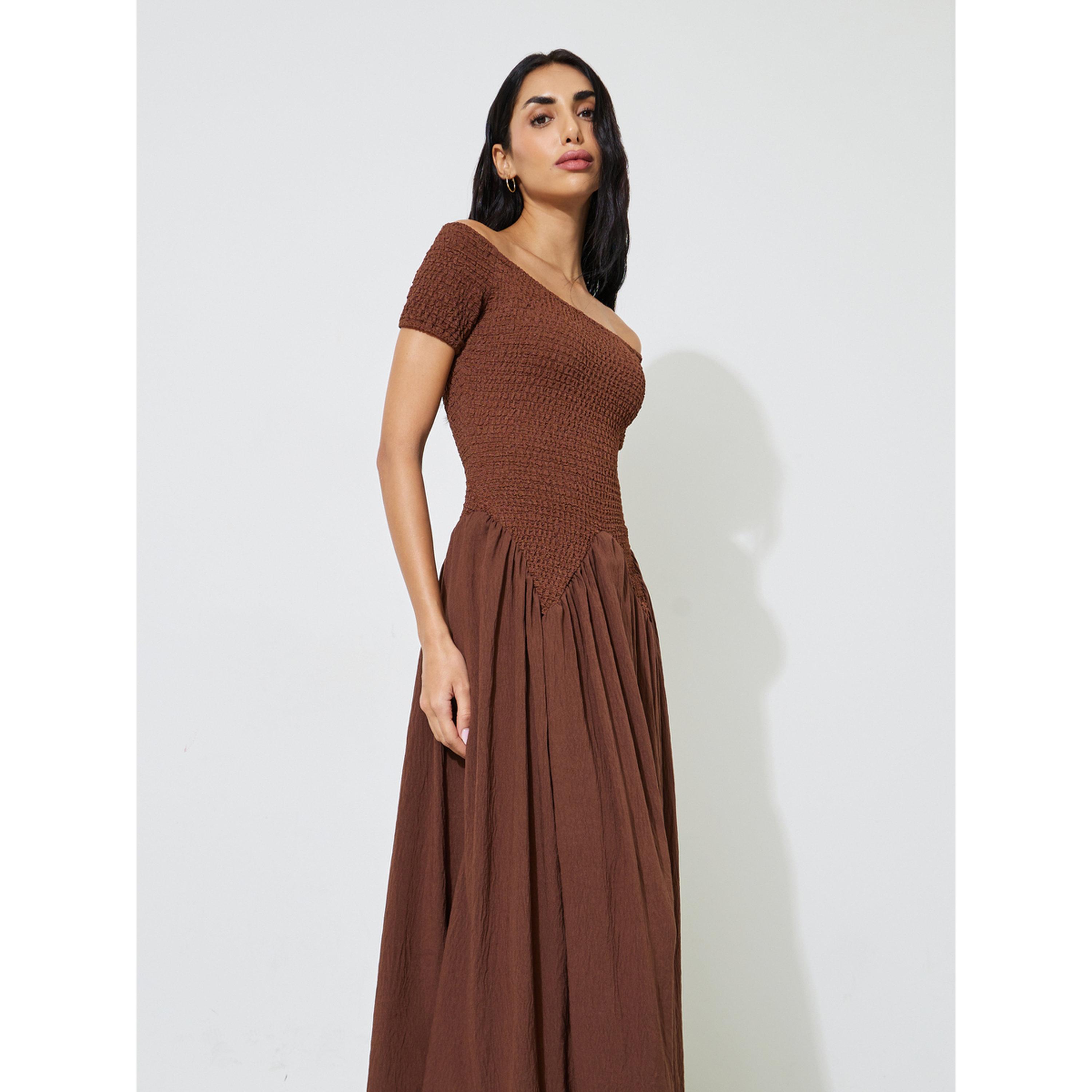 Styli Brown Solid Off-Shoulder Ruched A-Line Maxi Dress-women-clothing-dresses-image-2