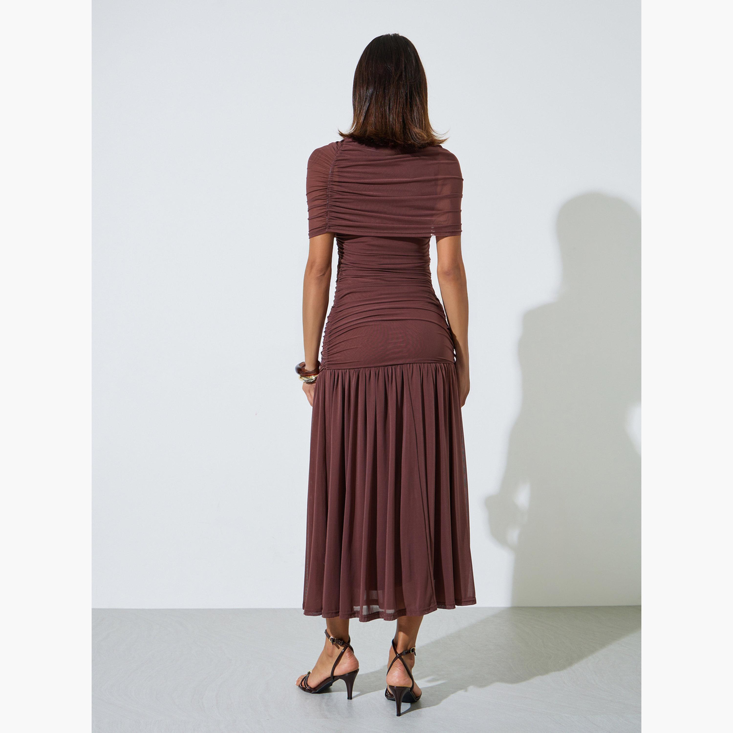 فستان طويل بحافة واسعة بخصر منخفض مع تفاصيل شبكية-women-clothing-dresses-image-4