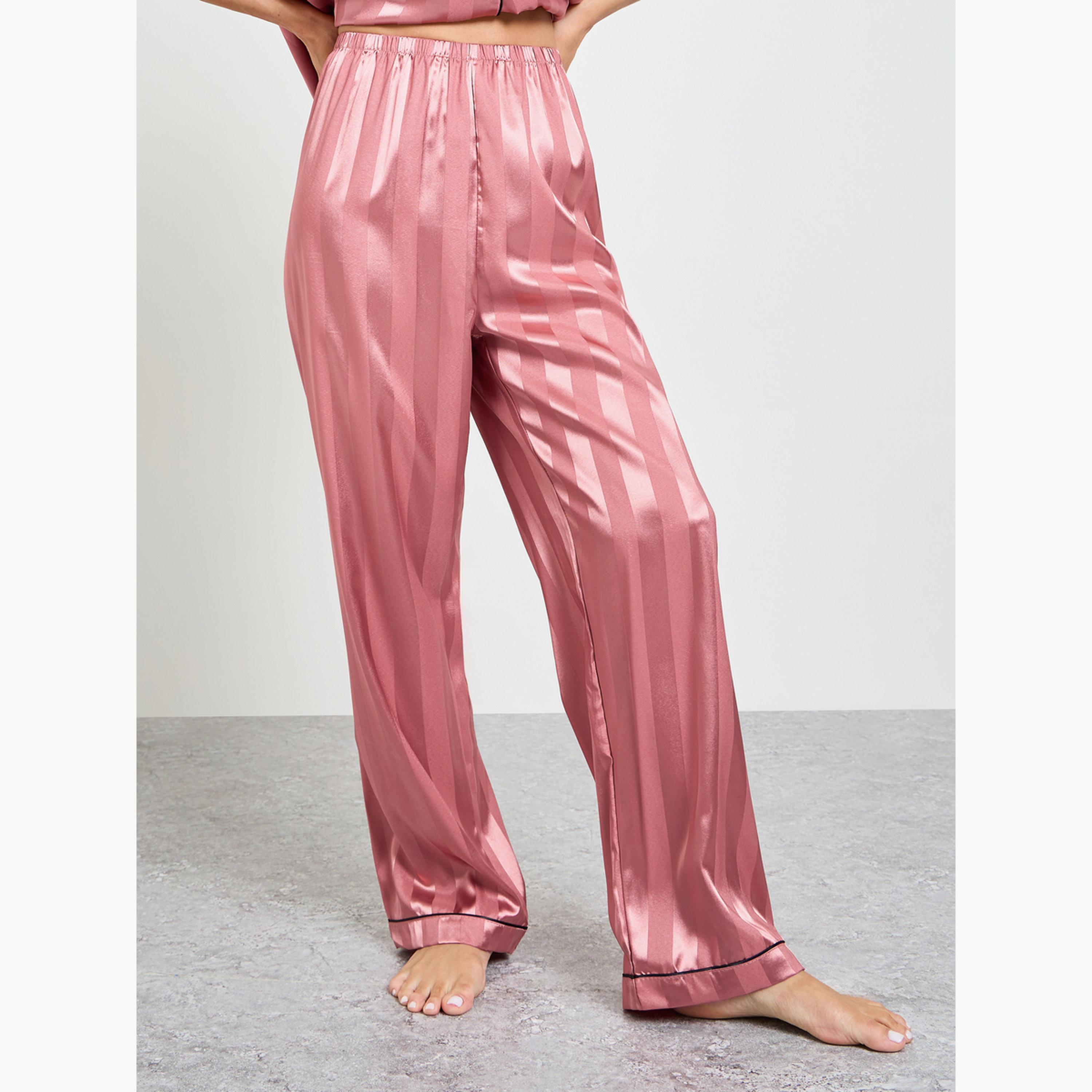 طقم بيجاما من بنطال وقميص بنمط خطوط-women-clothing-nightwear-pyjamas-longsets-image-5