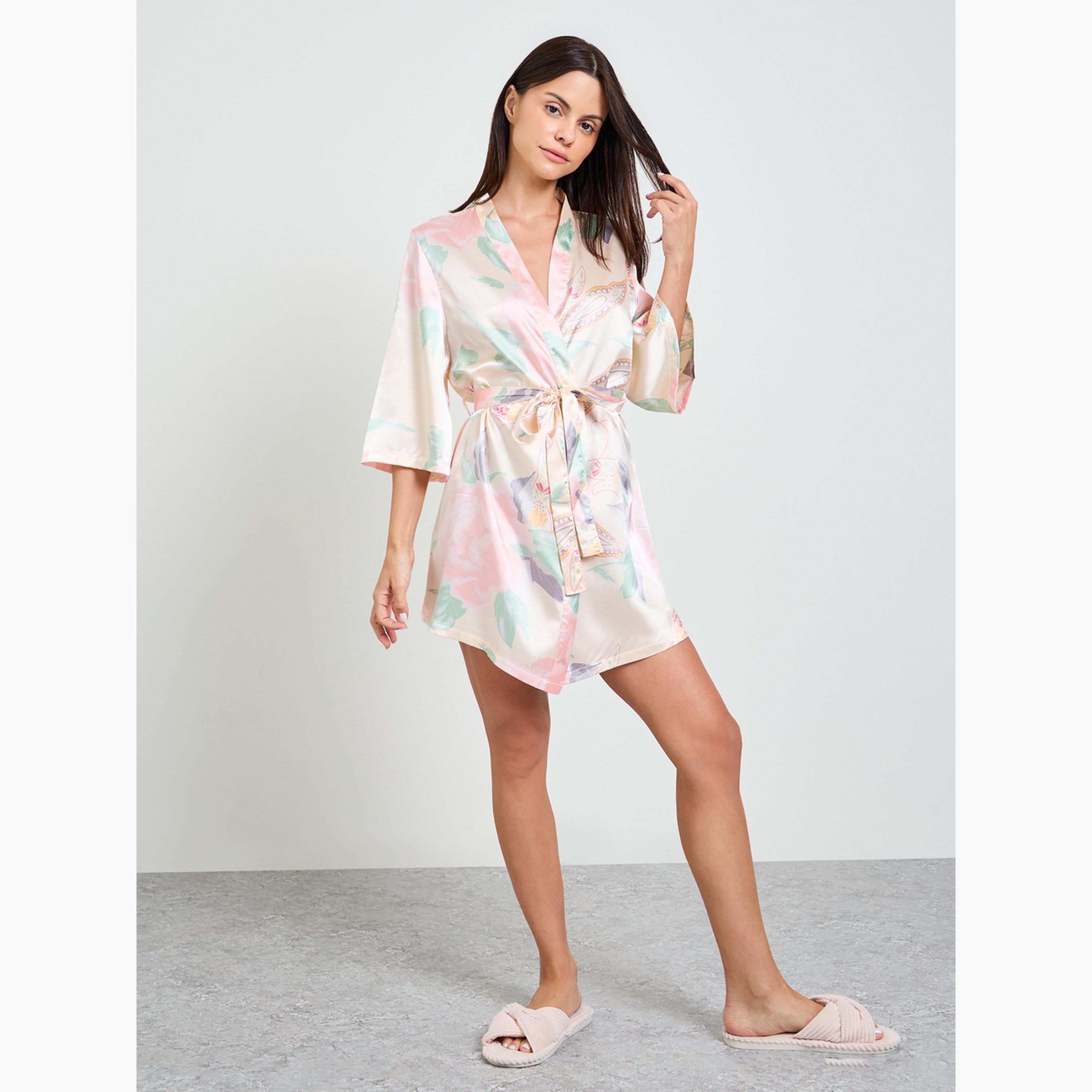 روب بأكمام ثلاثة أرباع ونقشة الزهور-women-clothing-nightwear-robes-image-2