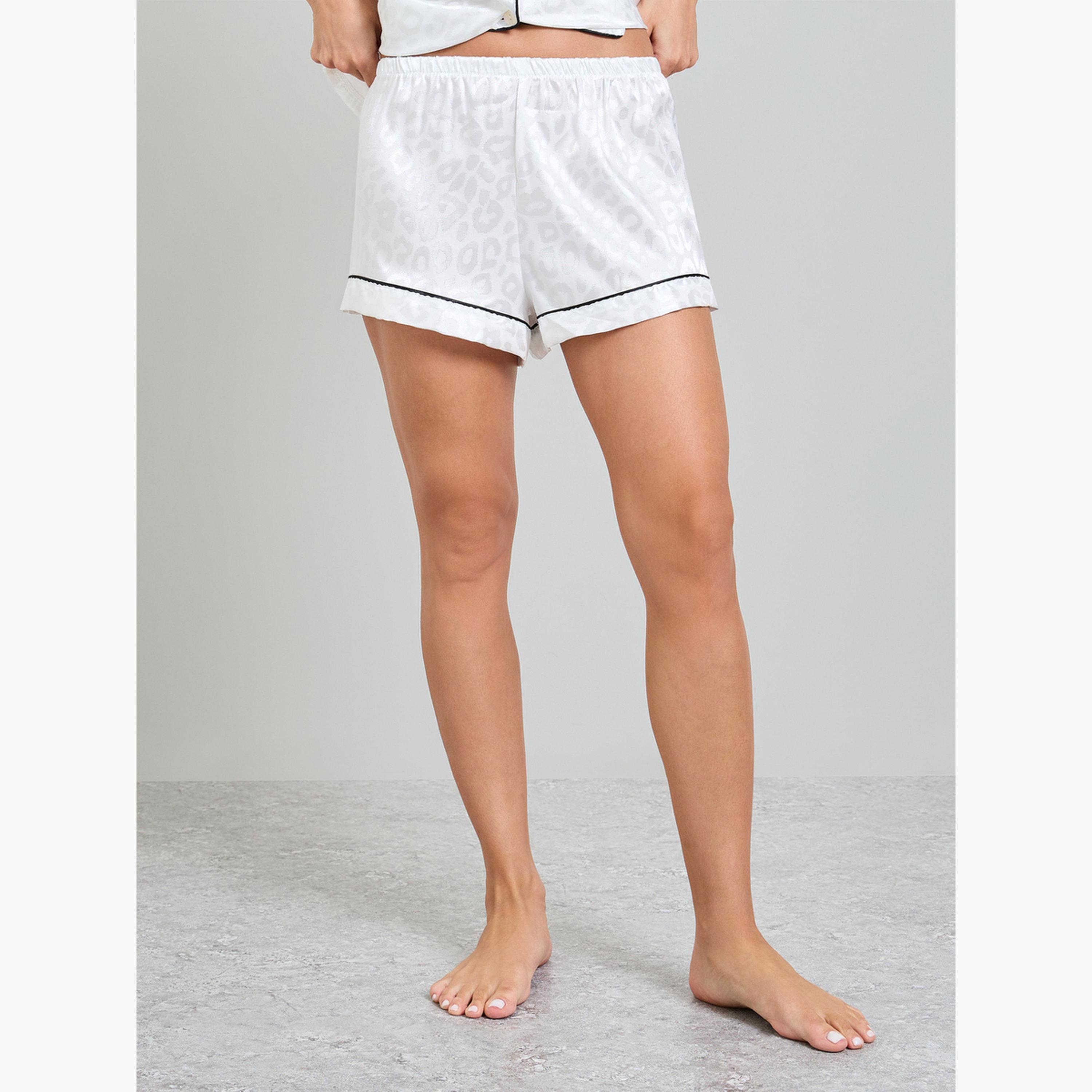 مجموعة من شورت وقميص ساتان بنمط حيوانات-women-clothing-nightwear-pyjamas-shortsets-image-4