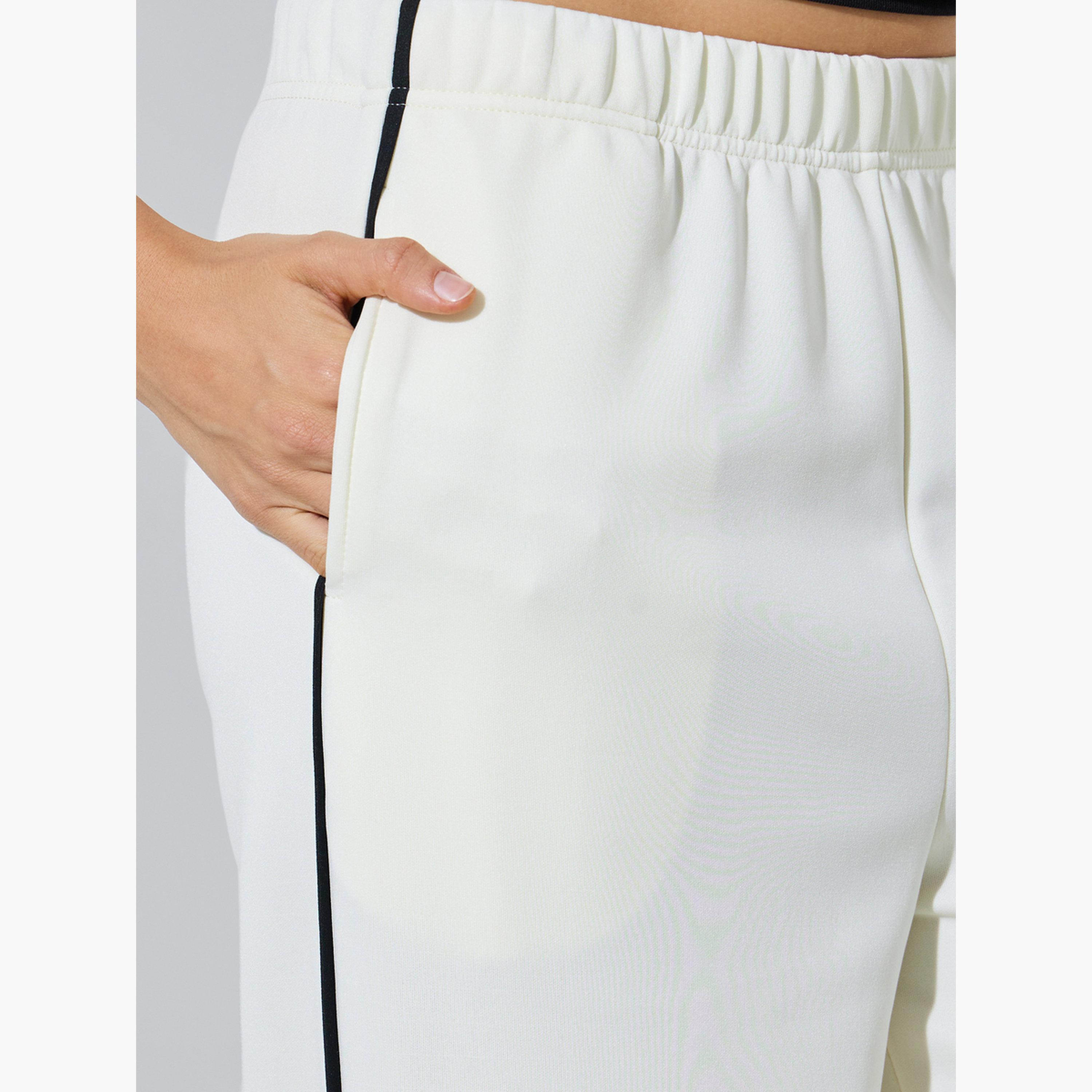 جوغر بأرجل واسعة مع تفاصيل شريط جانبي-women-clothing-joggers-image-3
