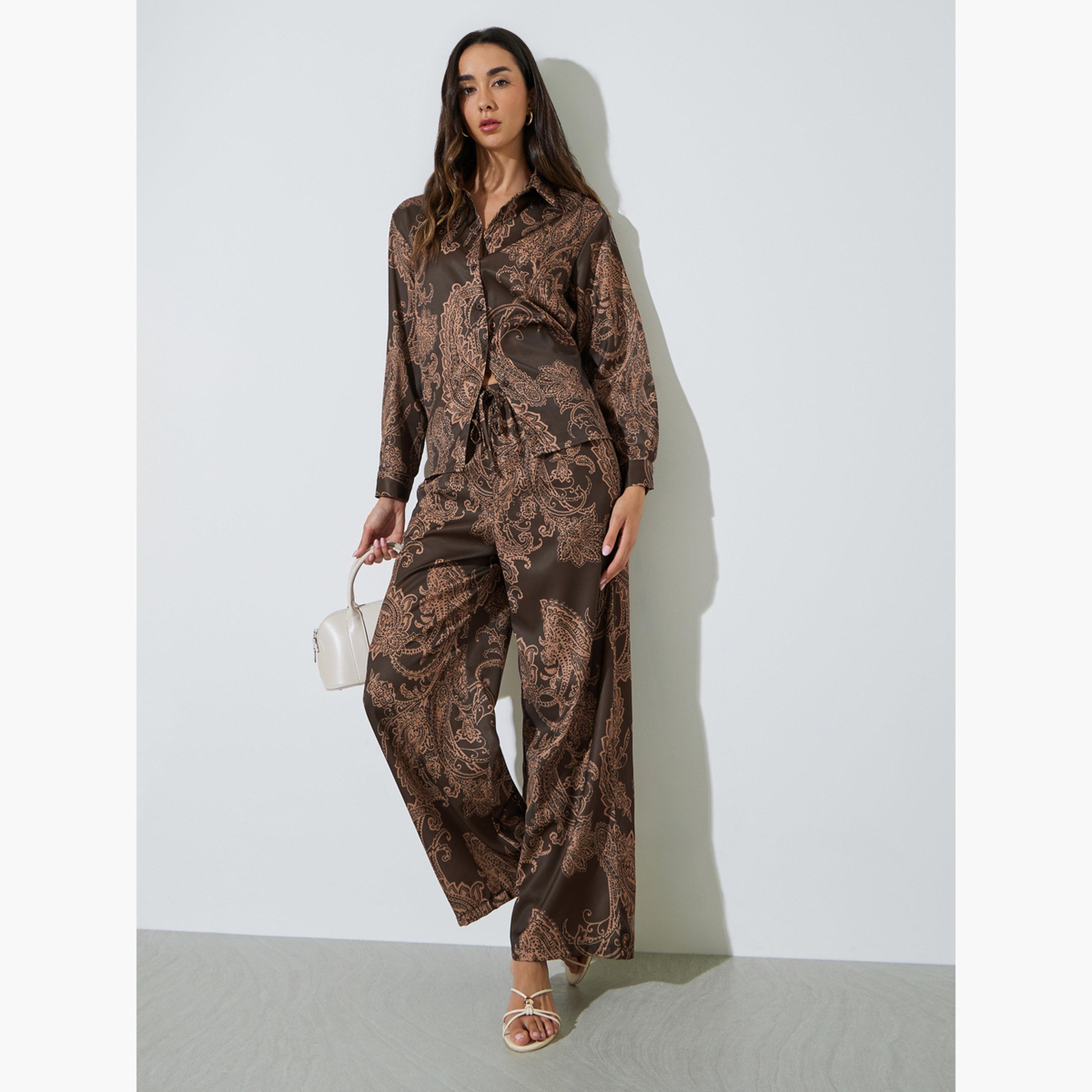 طقم منسق من بنطال وقميص بأكمام طويلة وطبعة-women-clothing-coordsets-image-1