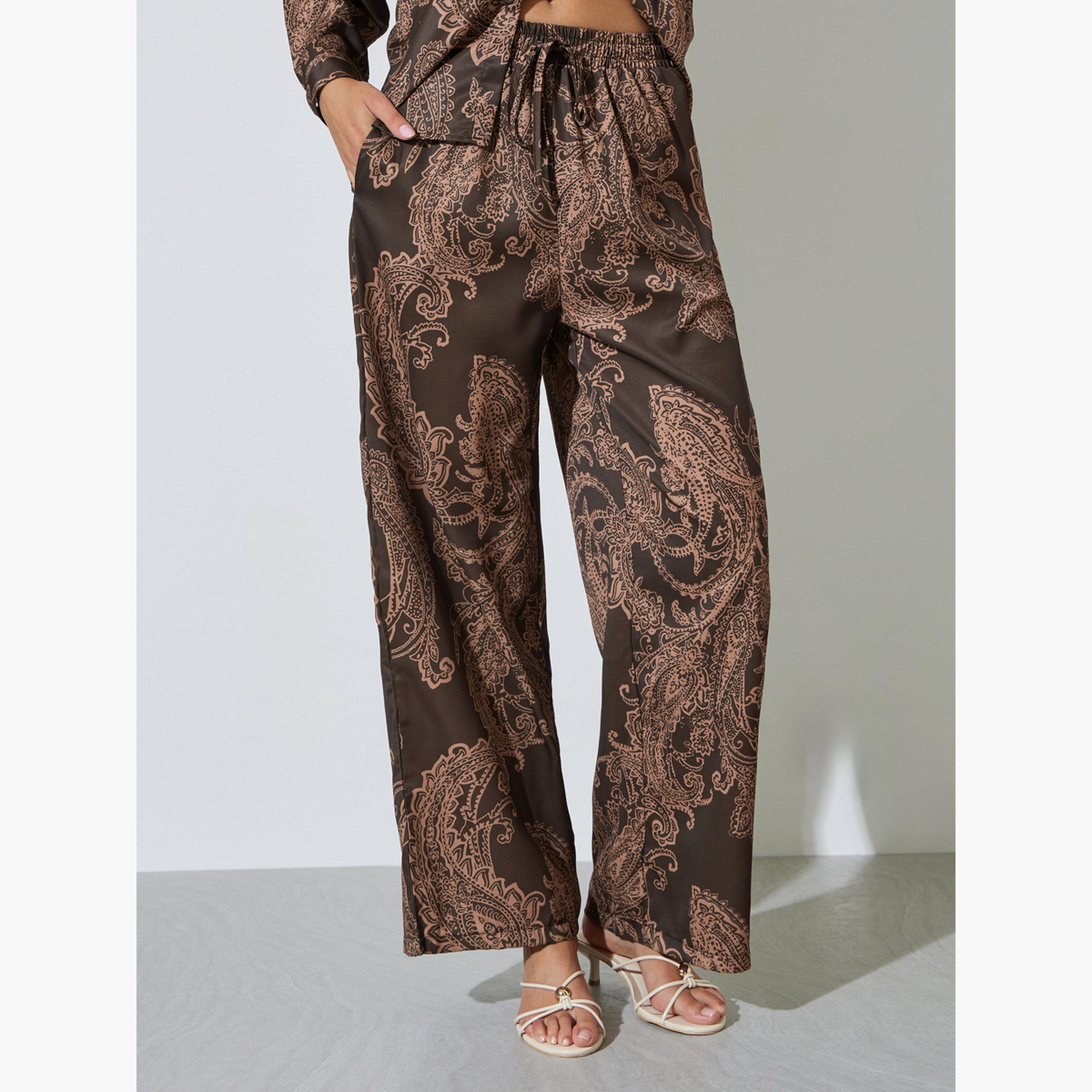 طقم منسق من بنطال وقميص بأكمام طويلة وطبعة-women-clothing-coordsets-image-6