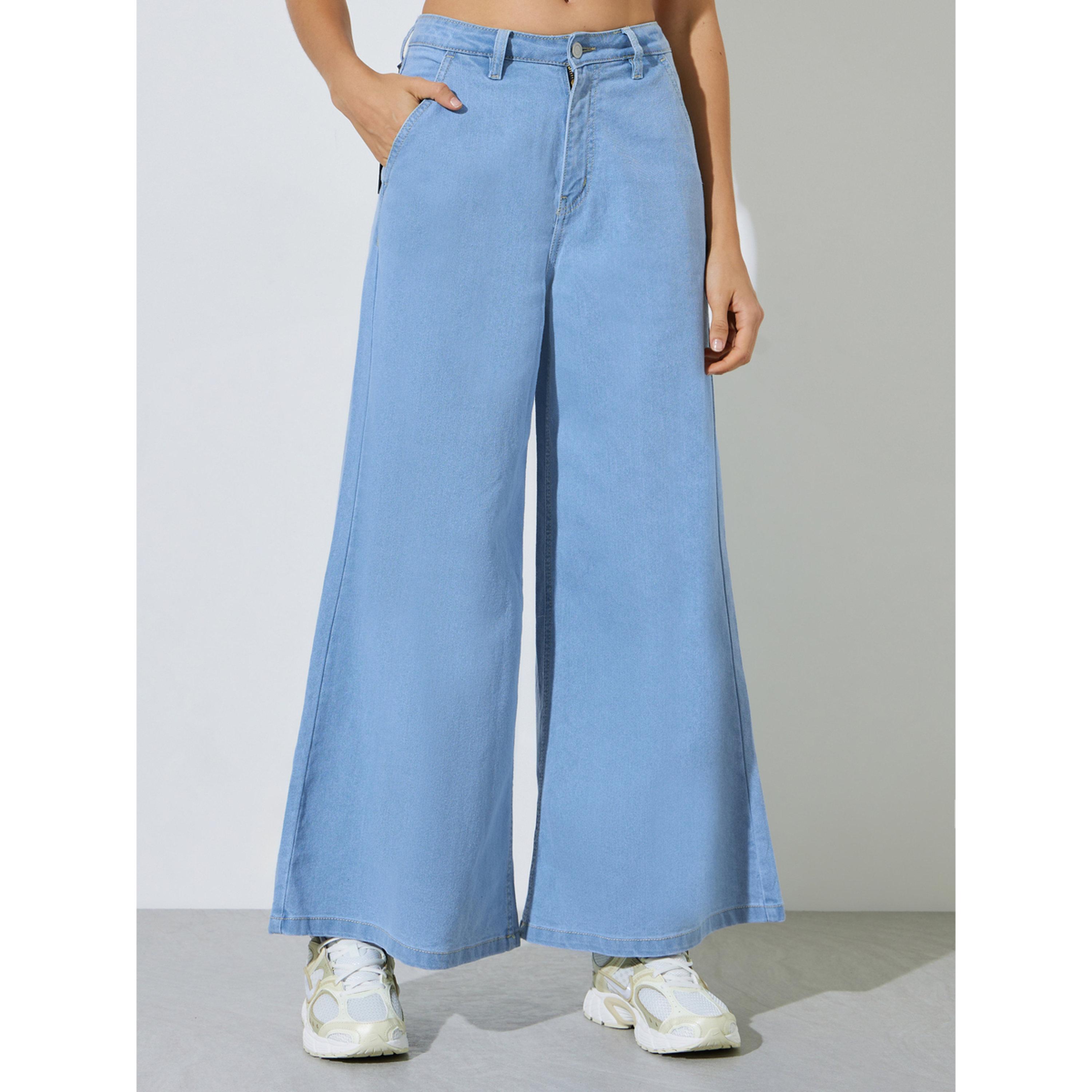 جينز بفتحة واسعة وخصر متوسط باللون الأزرق الفاتح-women-clothing-jeans-image-1