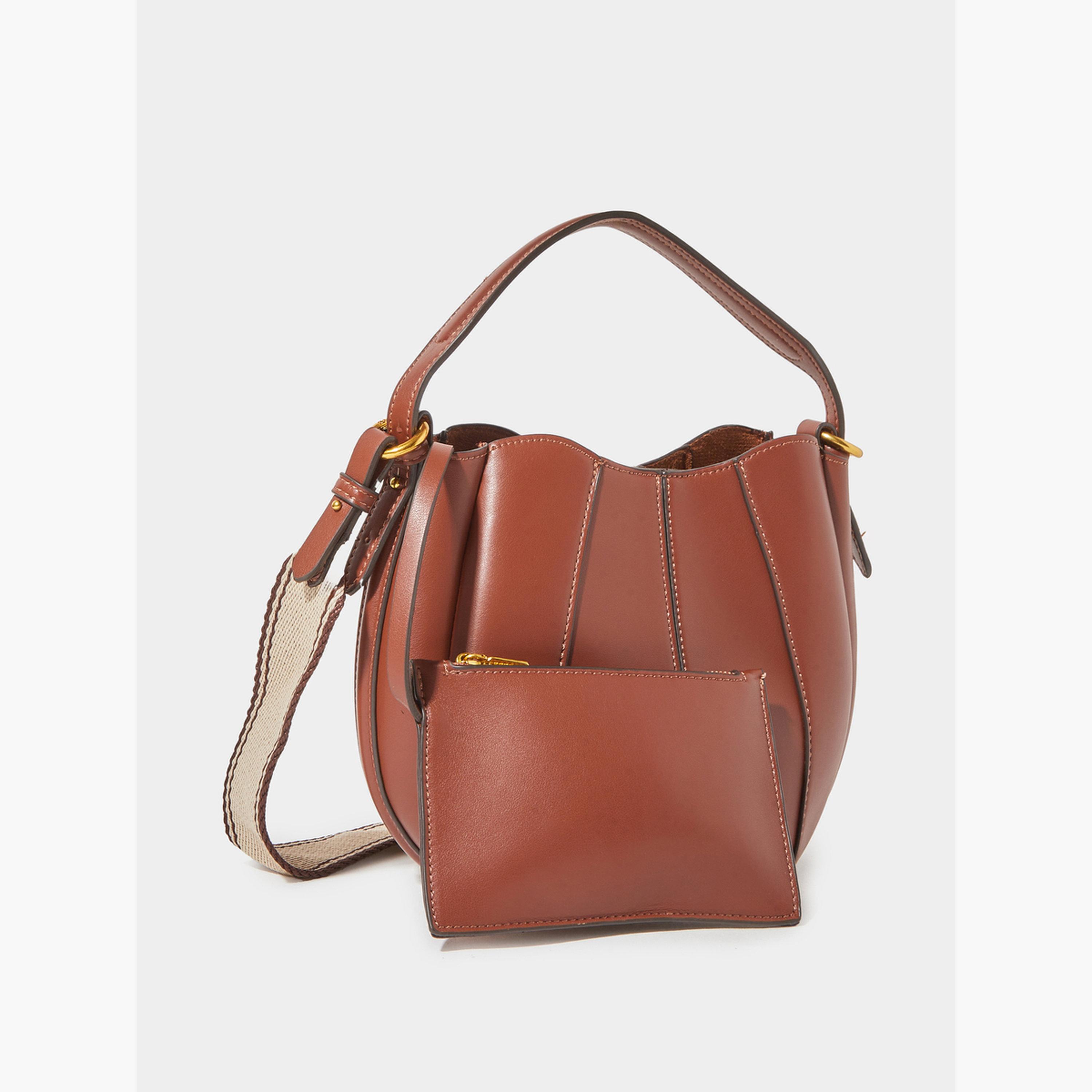 ستايلي - شنطة دلو بنية اللون من الجلد الصناعي مع جيب-women-bagsandwallets-handbags-image-1